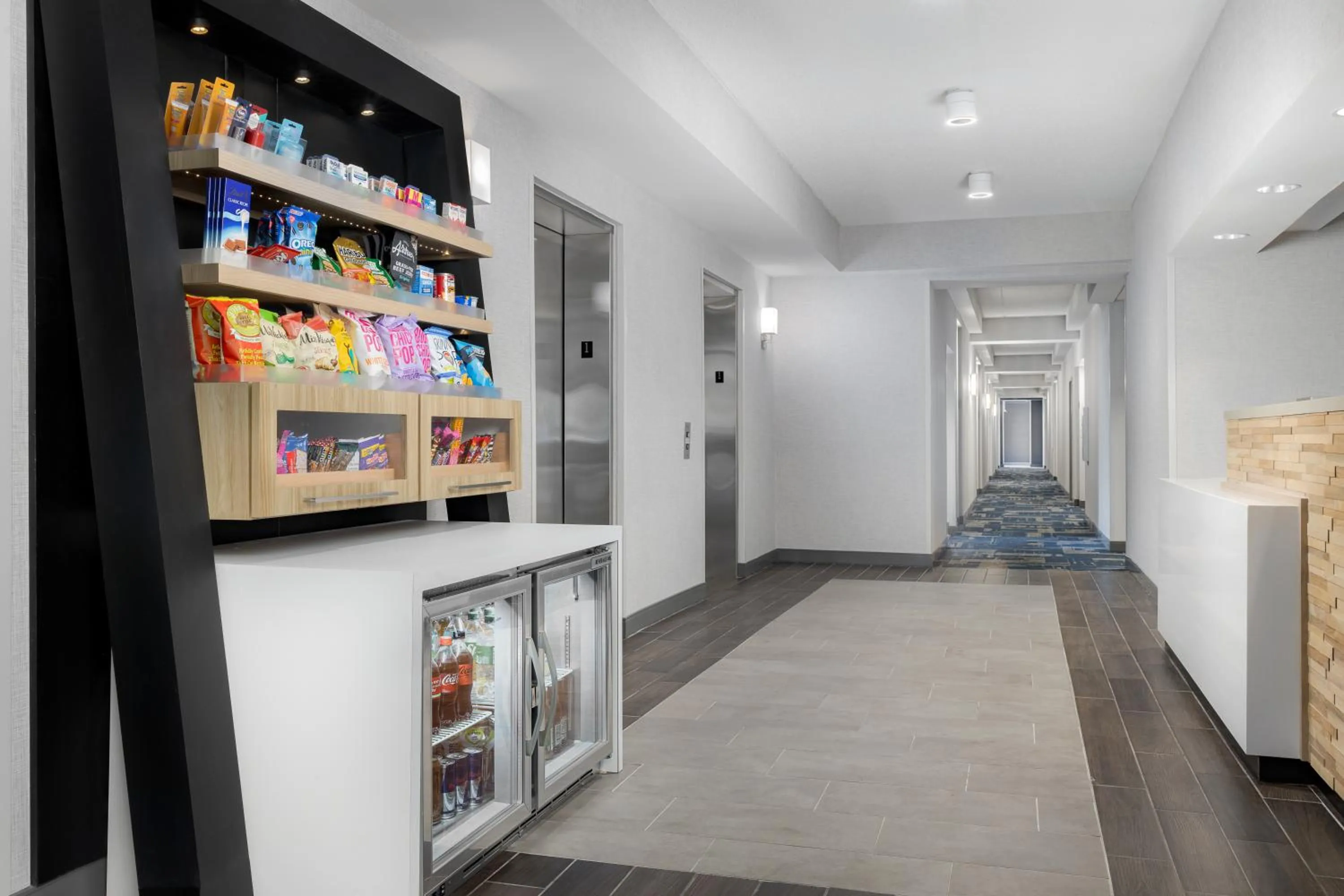 Lobby or reception in Hampton Inn Louisville Airport Fair/Expo Center