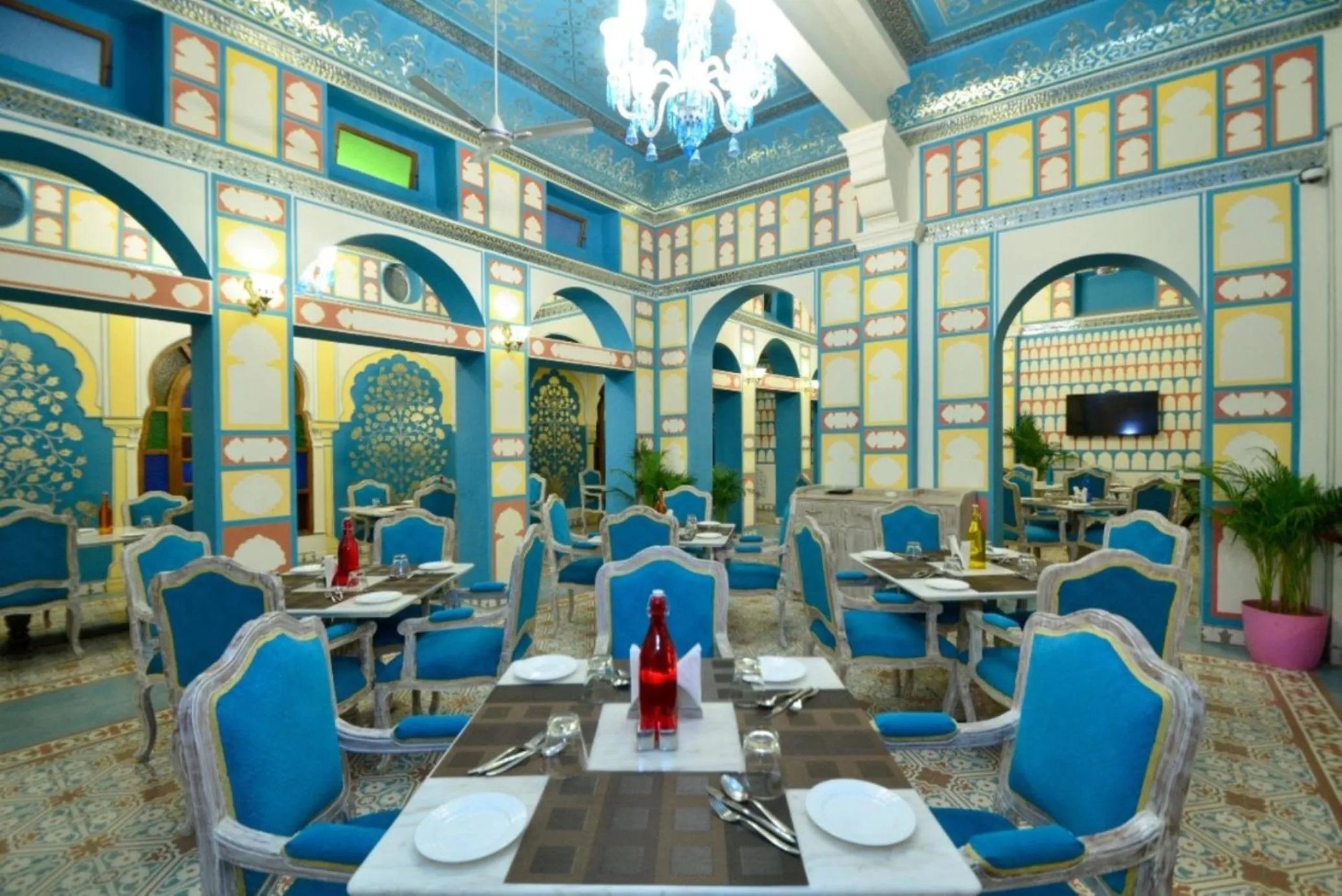 Restaurant/places to eat in Nirbana Palace - A Heritage Hotel and Spa
