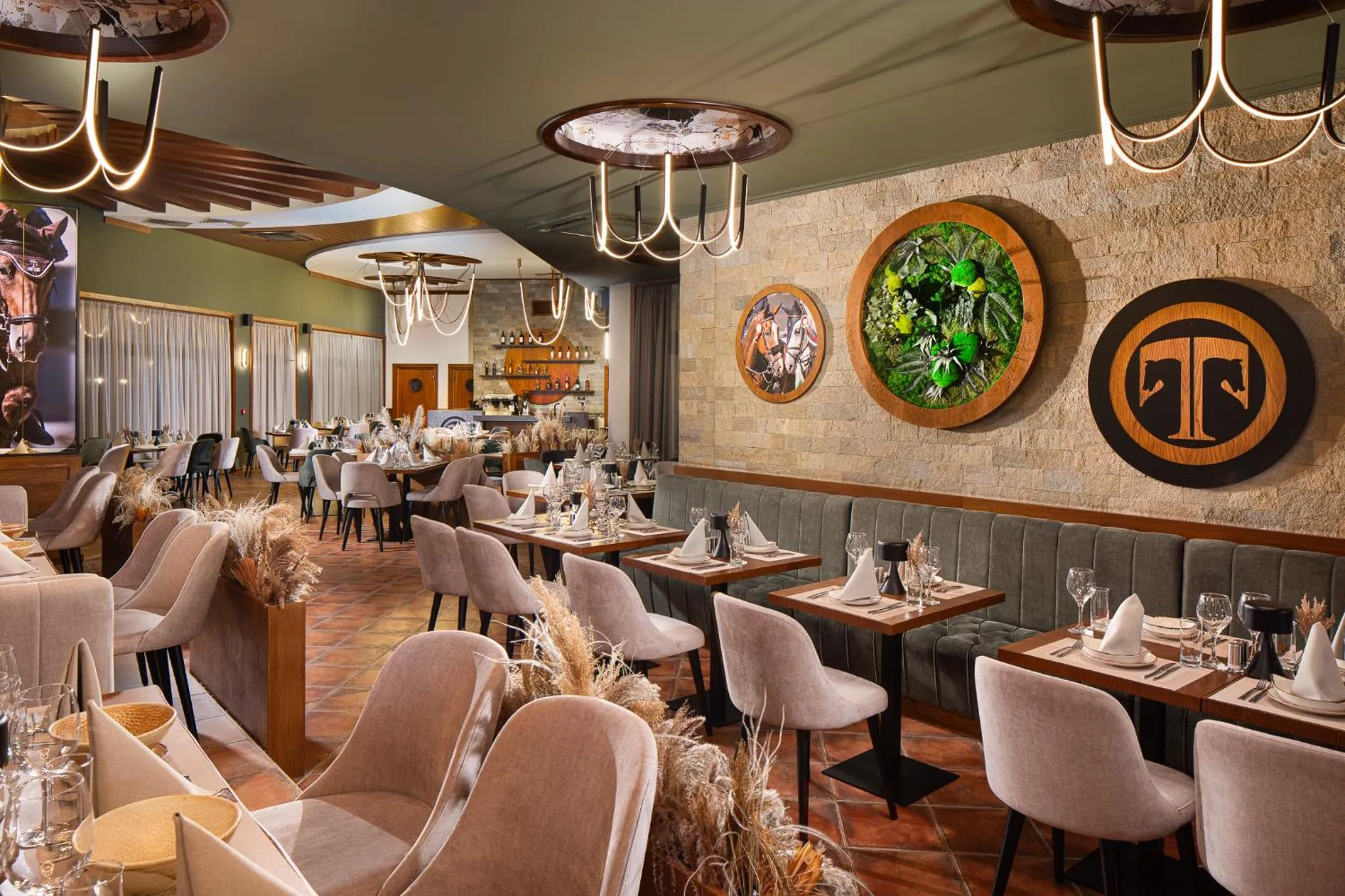 Restaurant/places to eat in Boutique Complex Trakiets