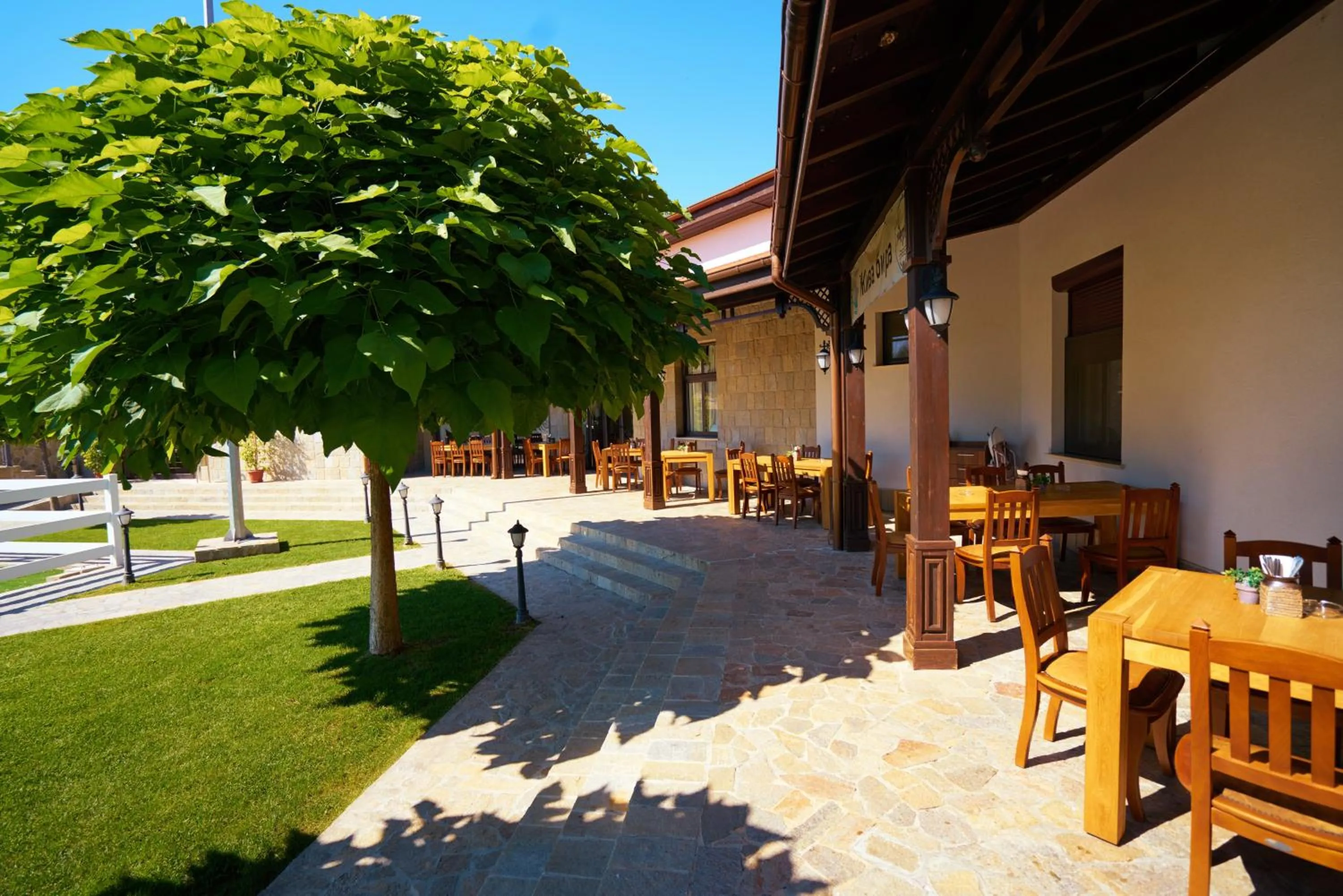 Other in Boutique Complex Trakiets