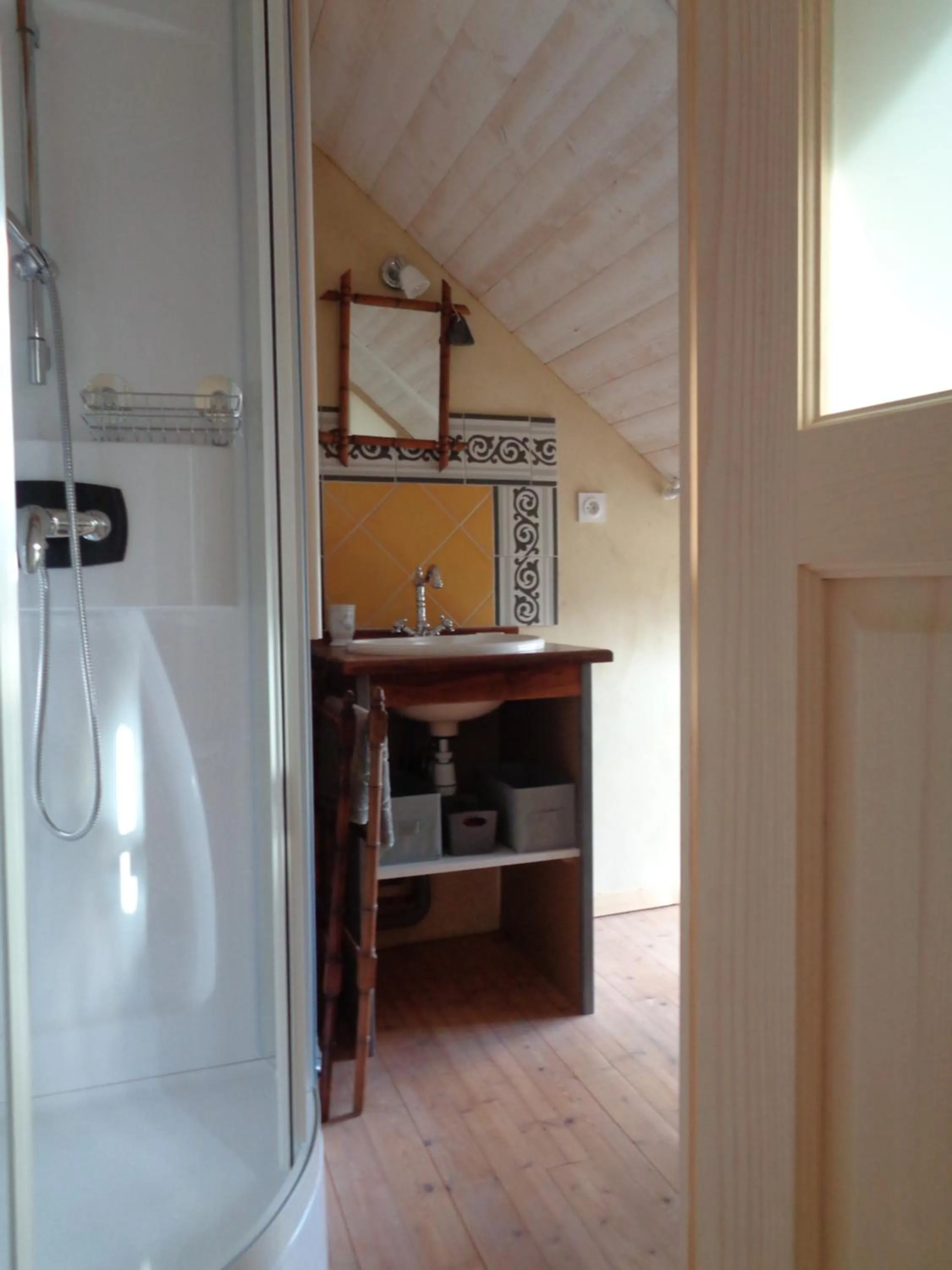 Bathroom in Ker Adsav o'naturel