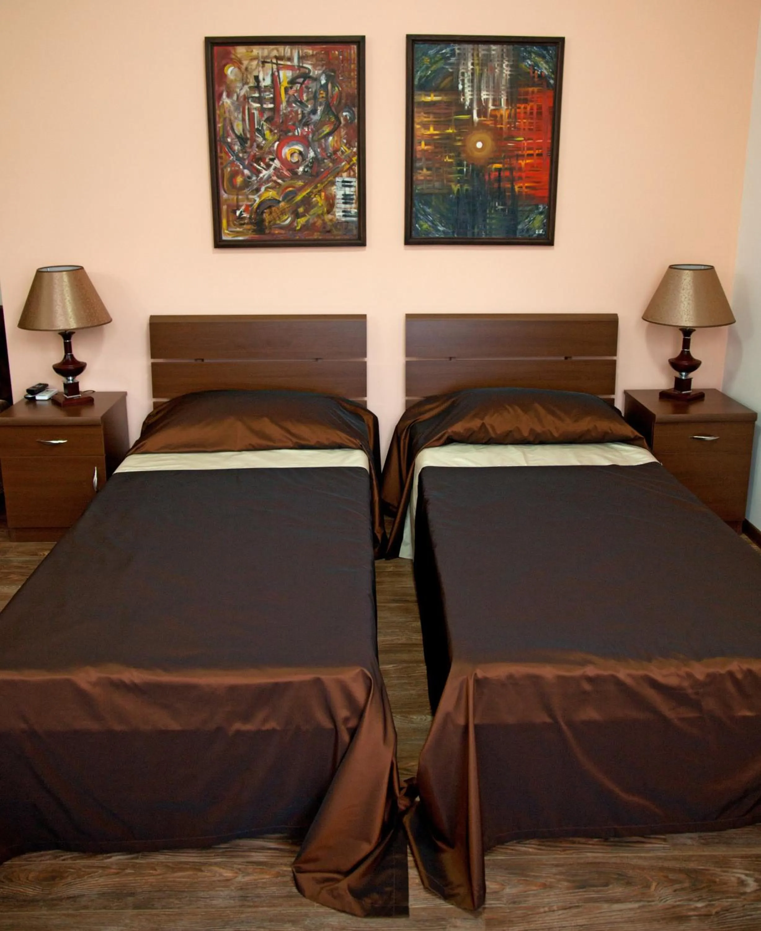 Bed in Hin Yerevantsi Hotel