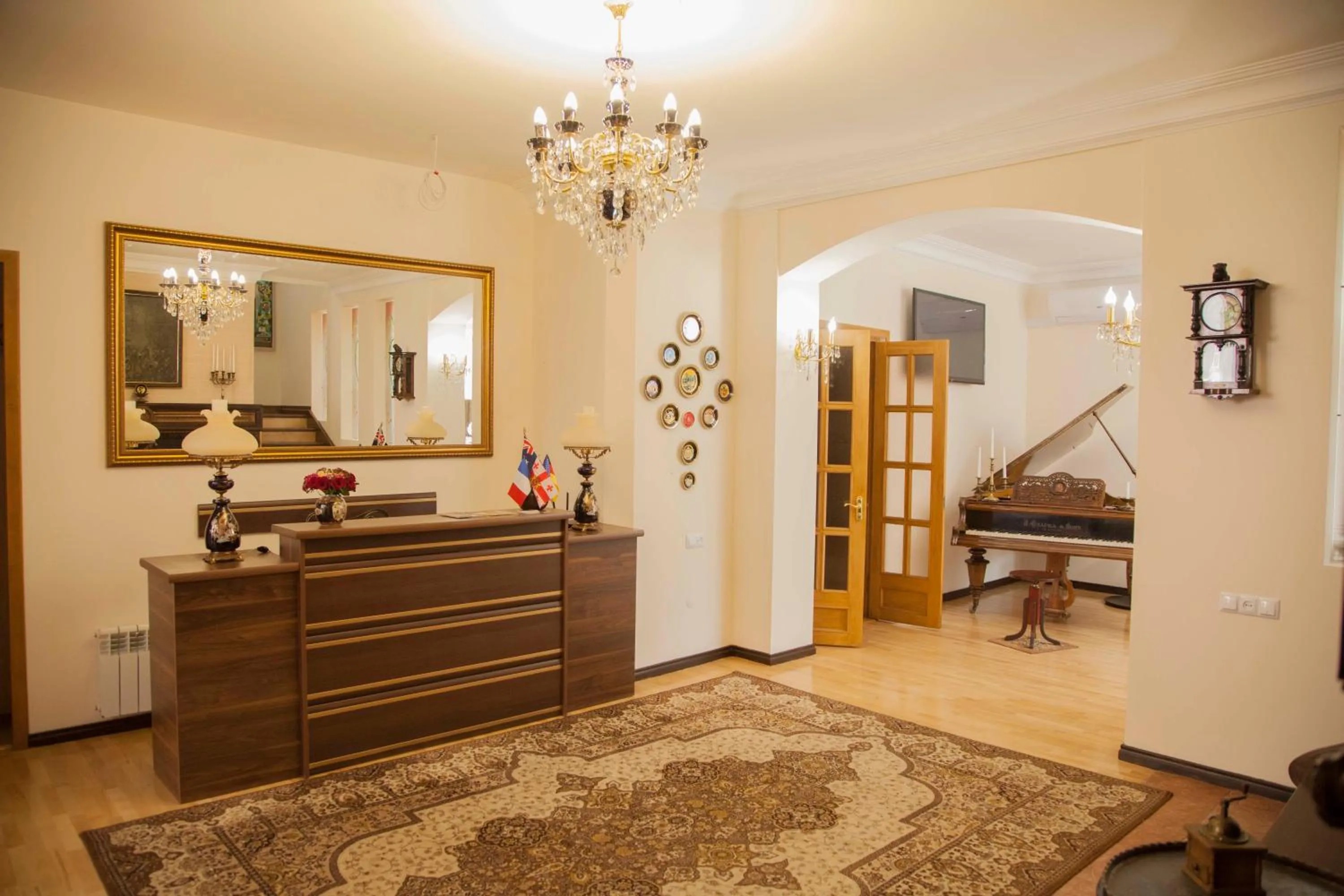 Facade/entrance in Hin Yerevantsi Hotel