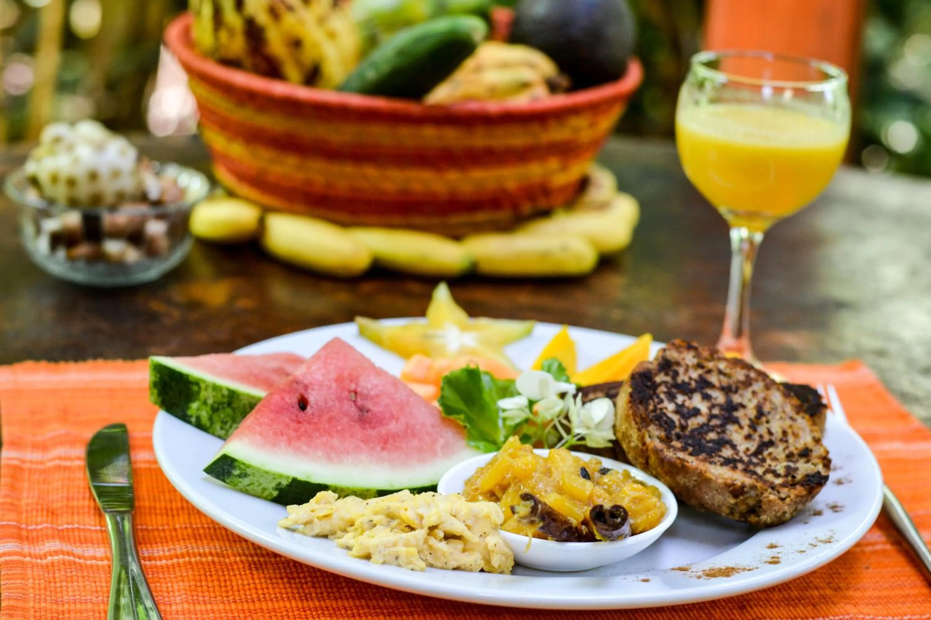 Breakfast in Tierra de Sueños Lodge & Wellness Center