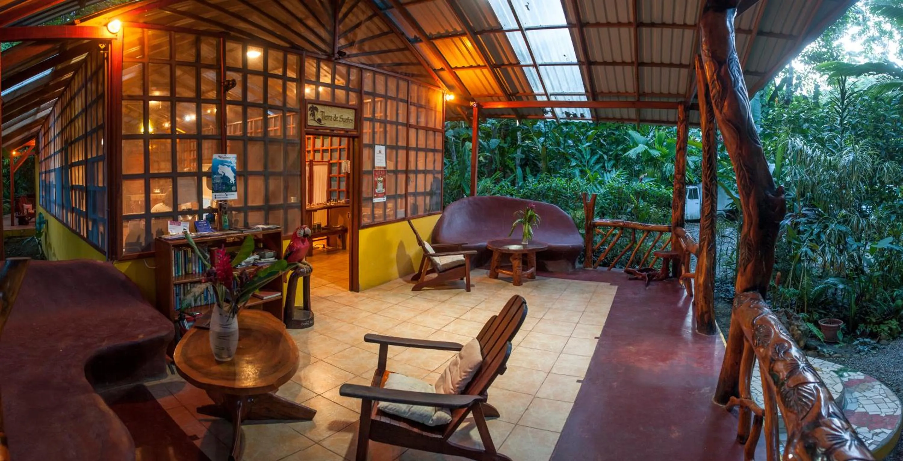 Lobby or reception in Tierra de Sueños Lodge & Wellness Center