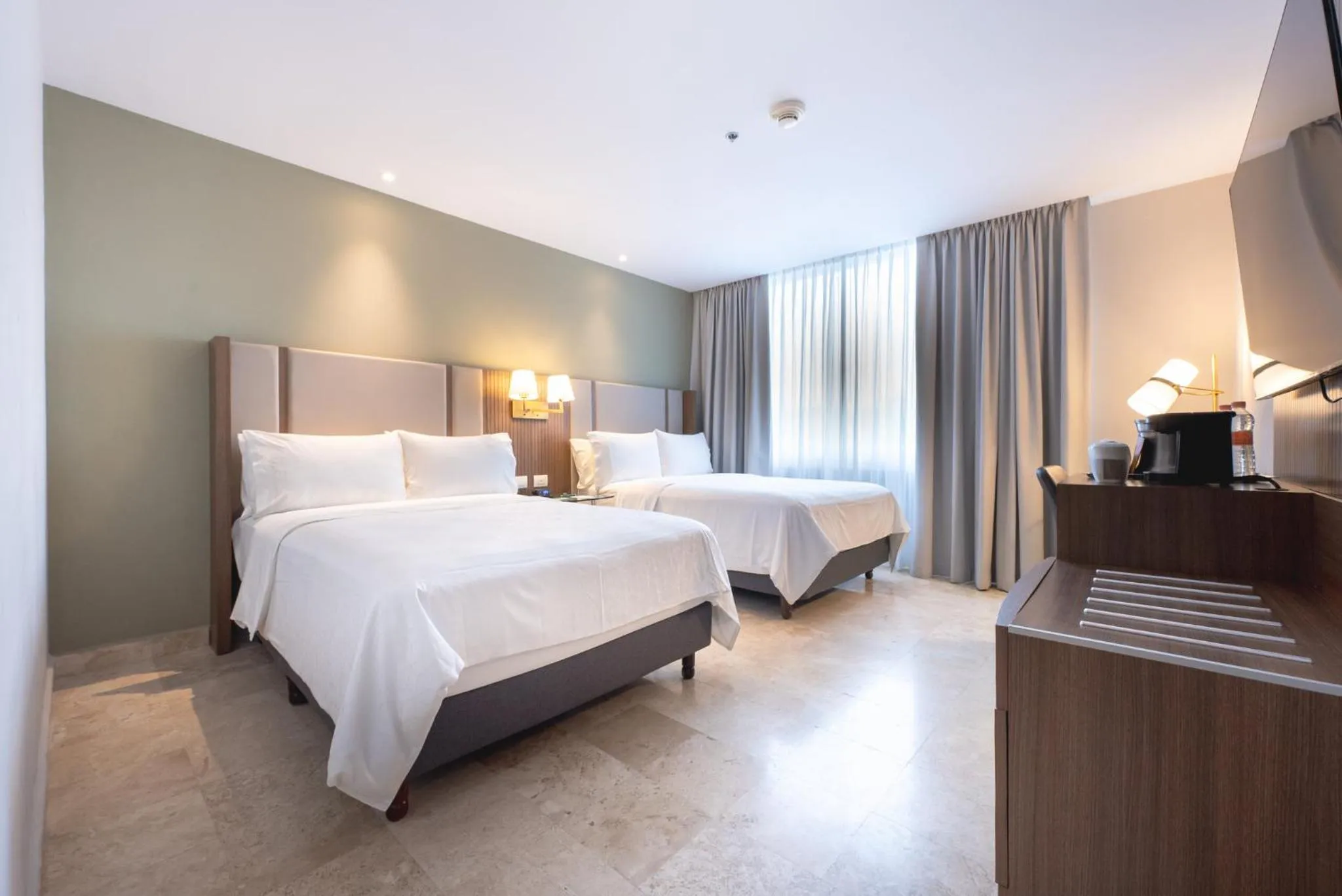 Photo of the whole room, Bed in Holiday Inn - Villahermosa Aeropuerto by IHG