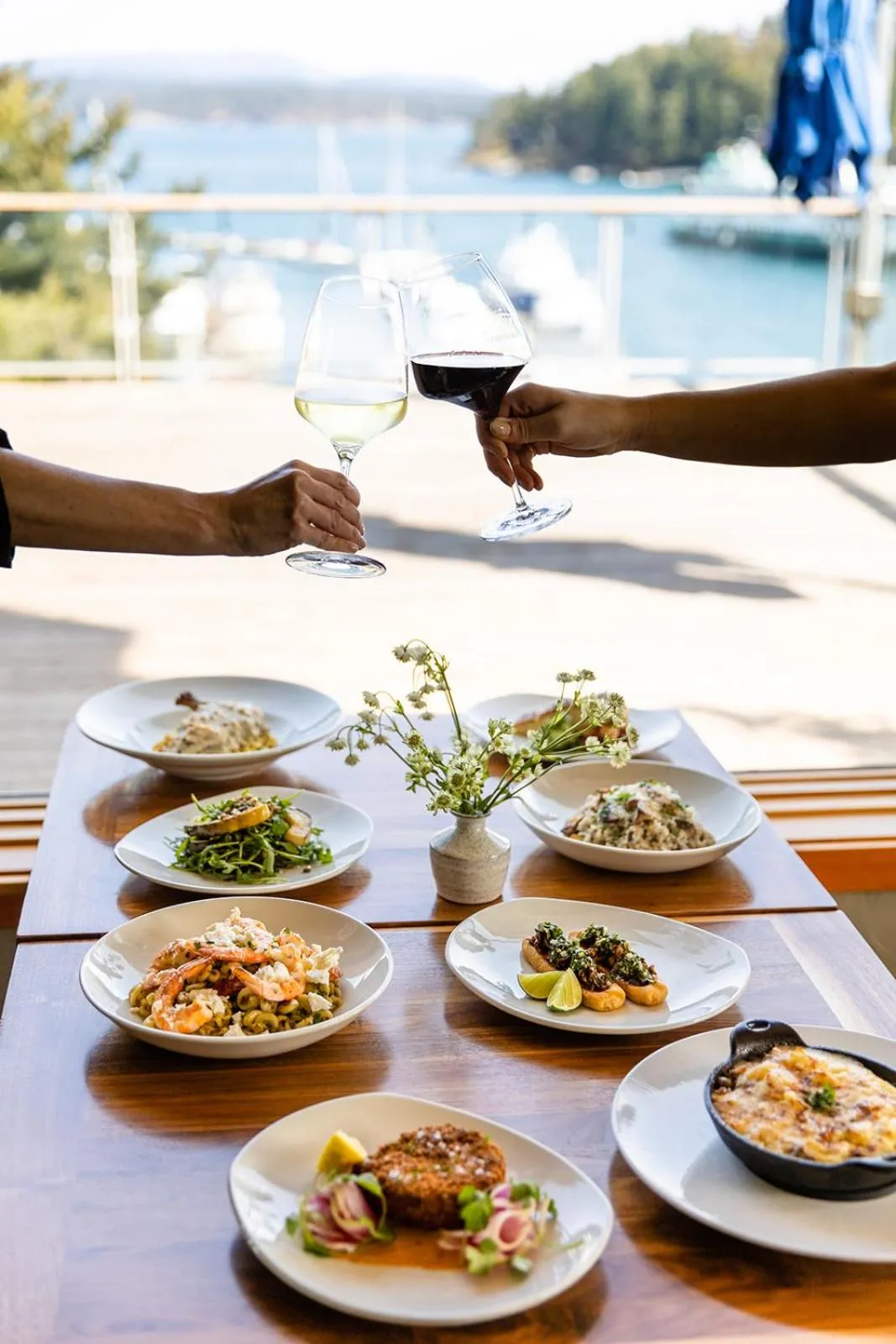 Food and drinks in Friday Harbor House