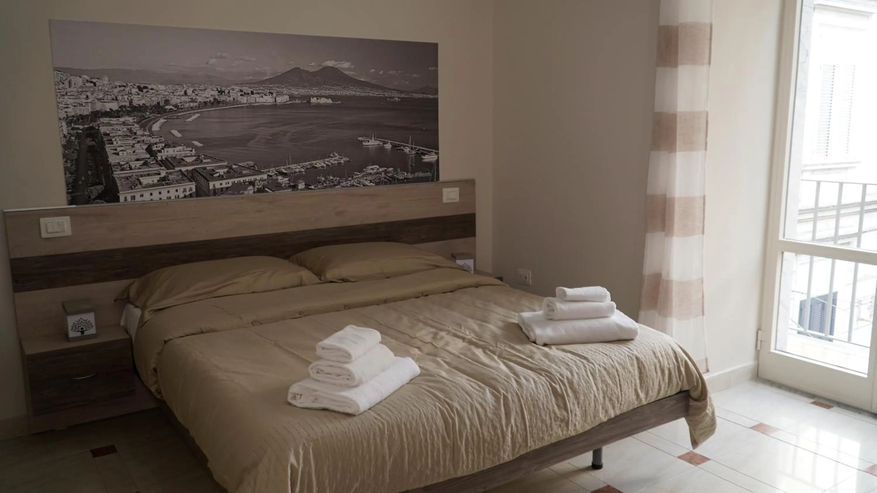 View (from property/room), Bed in Donna Vicenza Bed & Breakfast