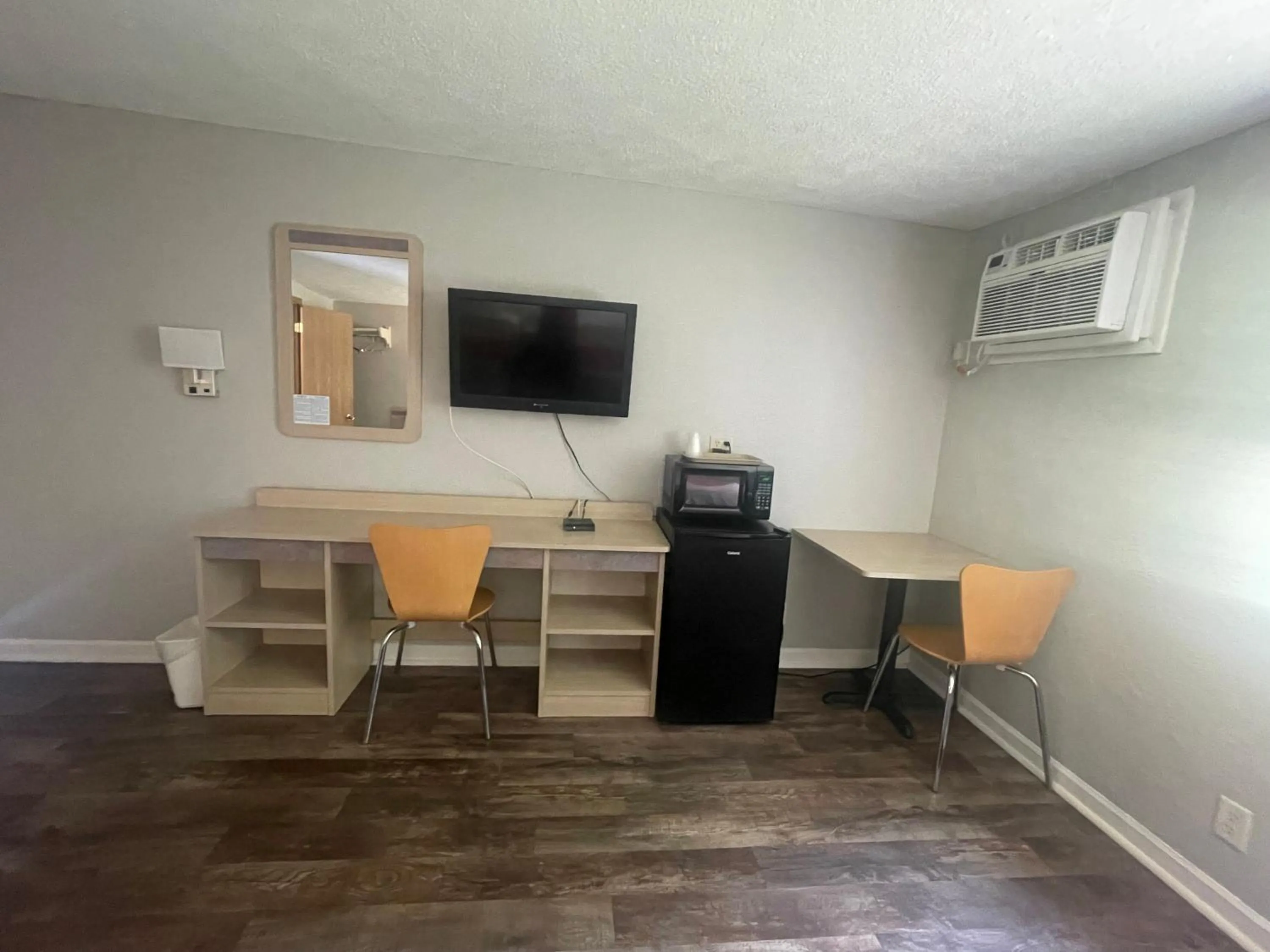 TV and multimedia in Greencastle Inn