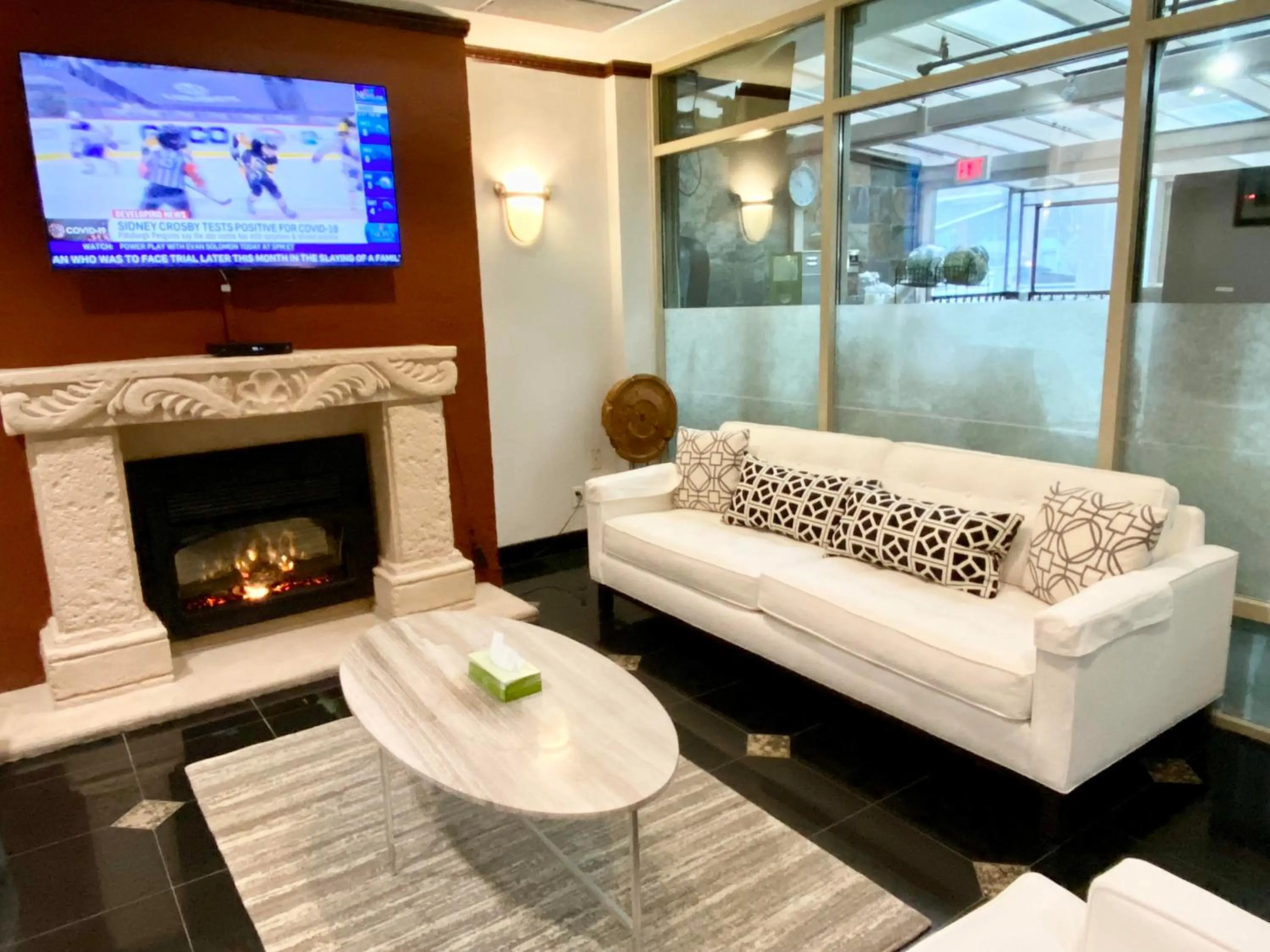 Seating area in SureStay by Best Western Richmond Vancouver Airport