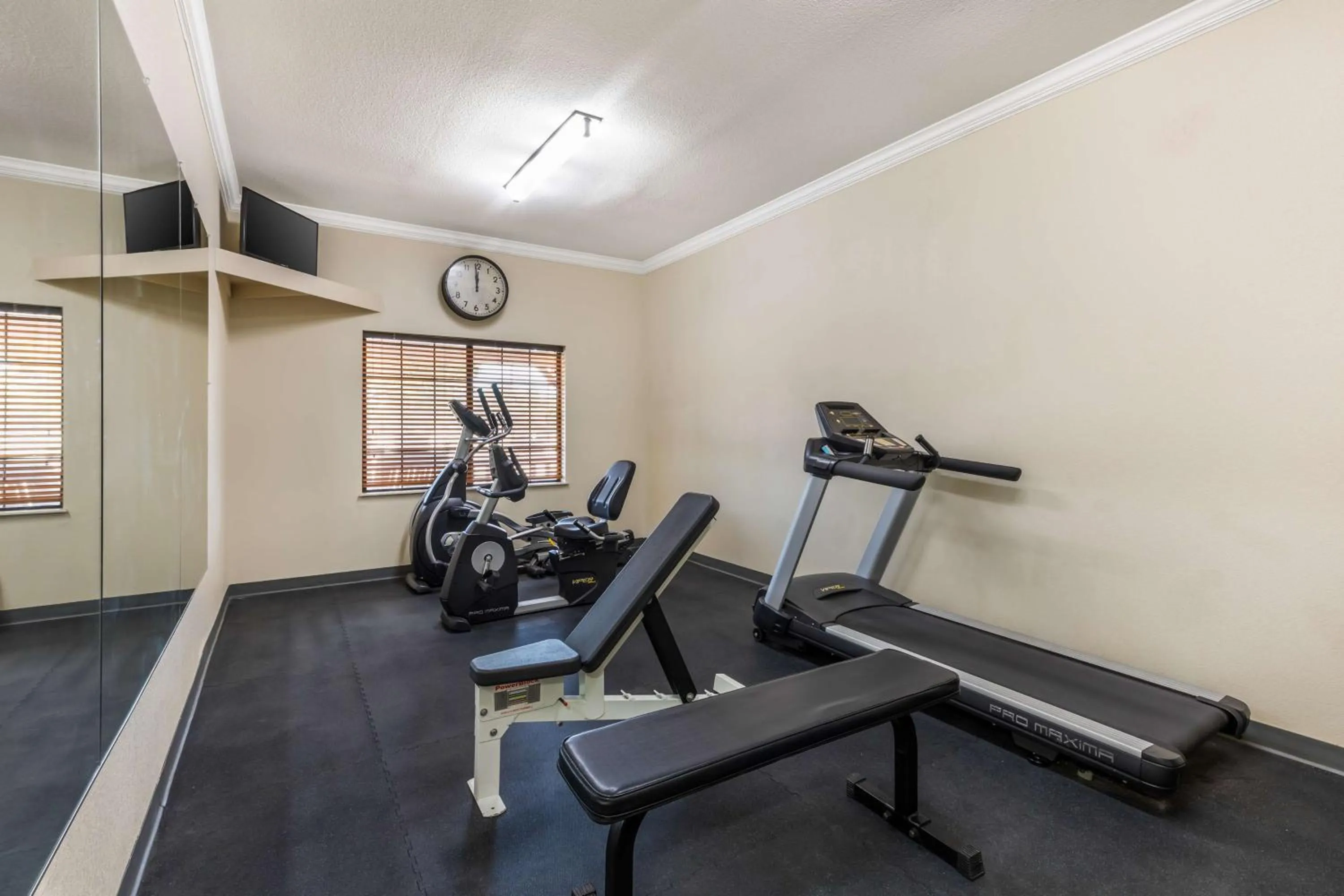 Fitness centre/facilities in Best Western Dinosaur Valley Inn & Suites
