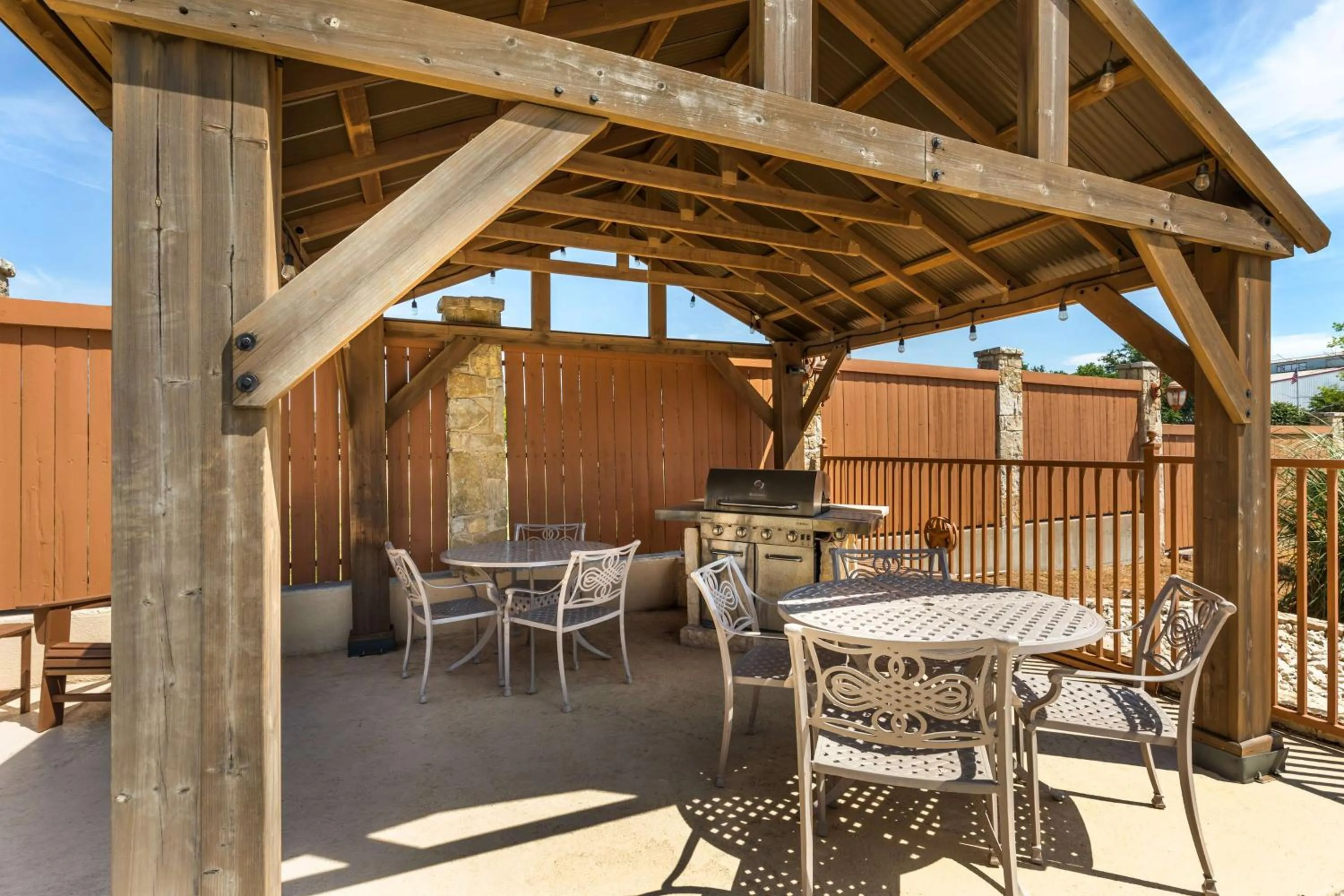 Property building in Best Western Dinosaur Valley Inn & Suites