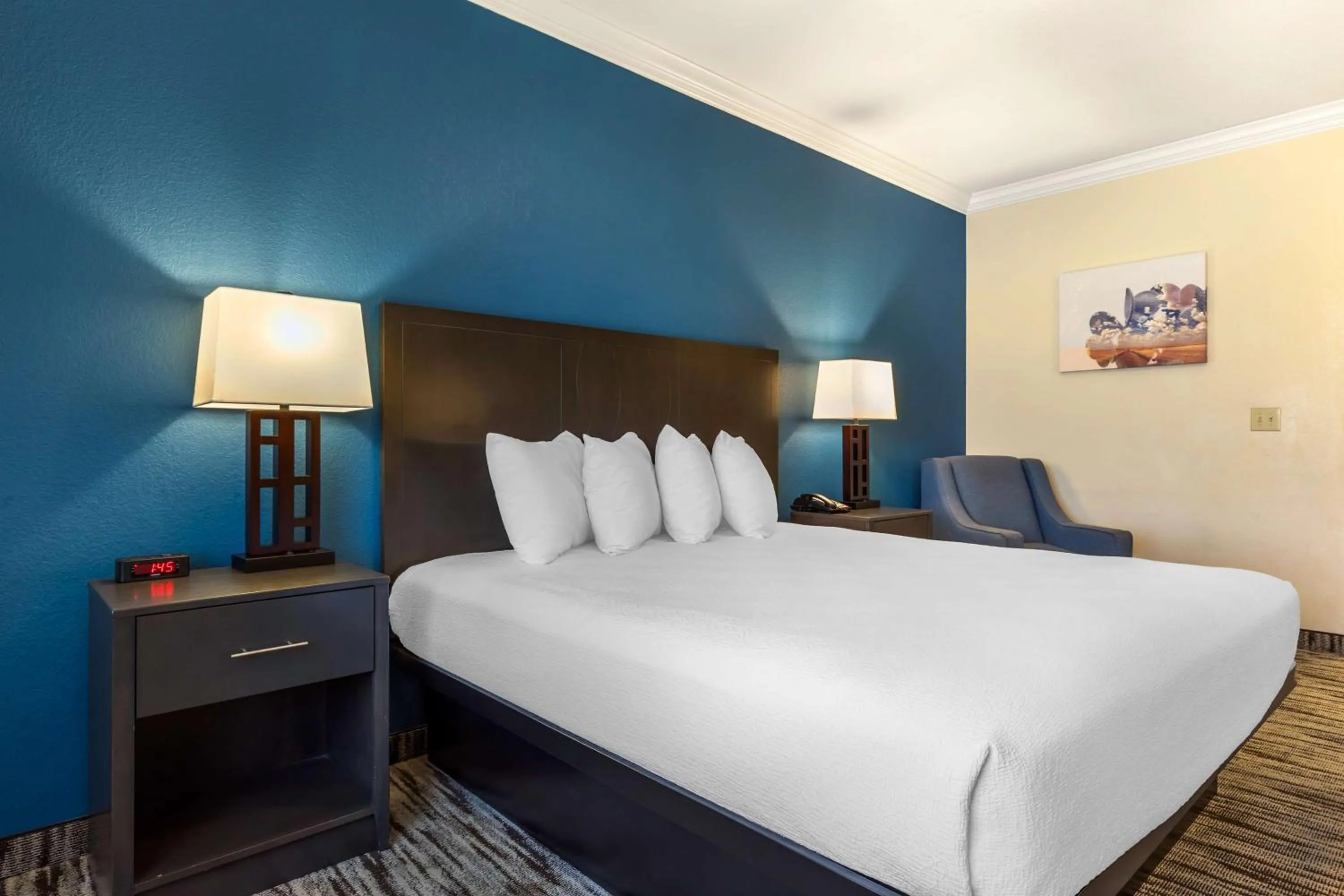 Bedroom, Bed in Best Western Dinosaur Valley Inn & Suites