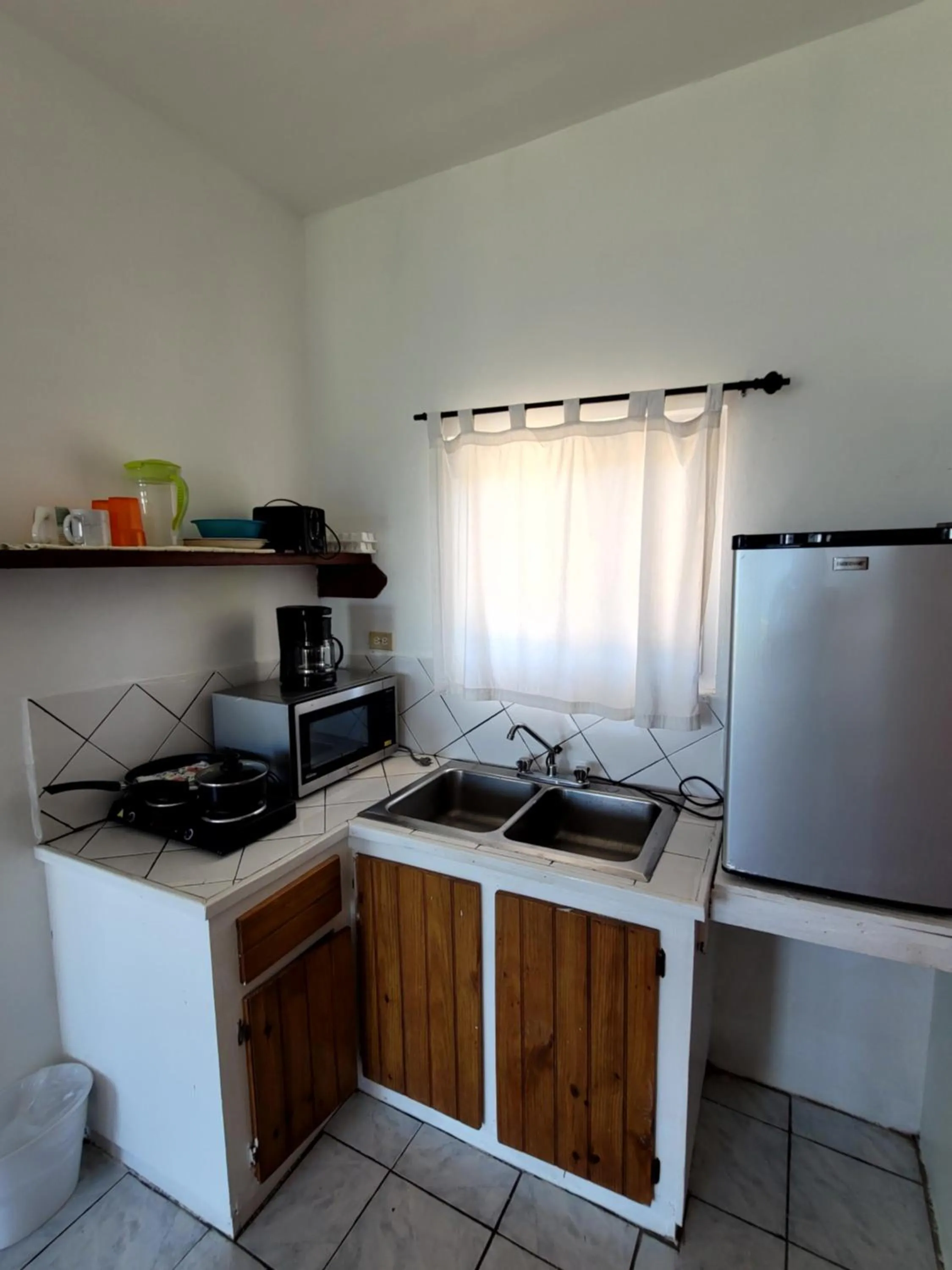 Kitchen or kitchenette in Home Sweet Home Resort