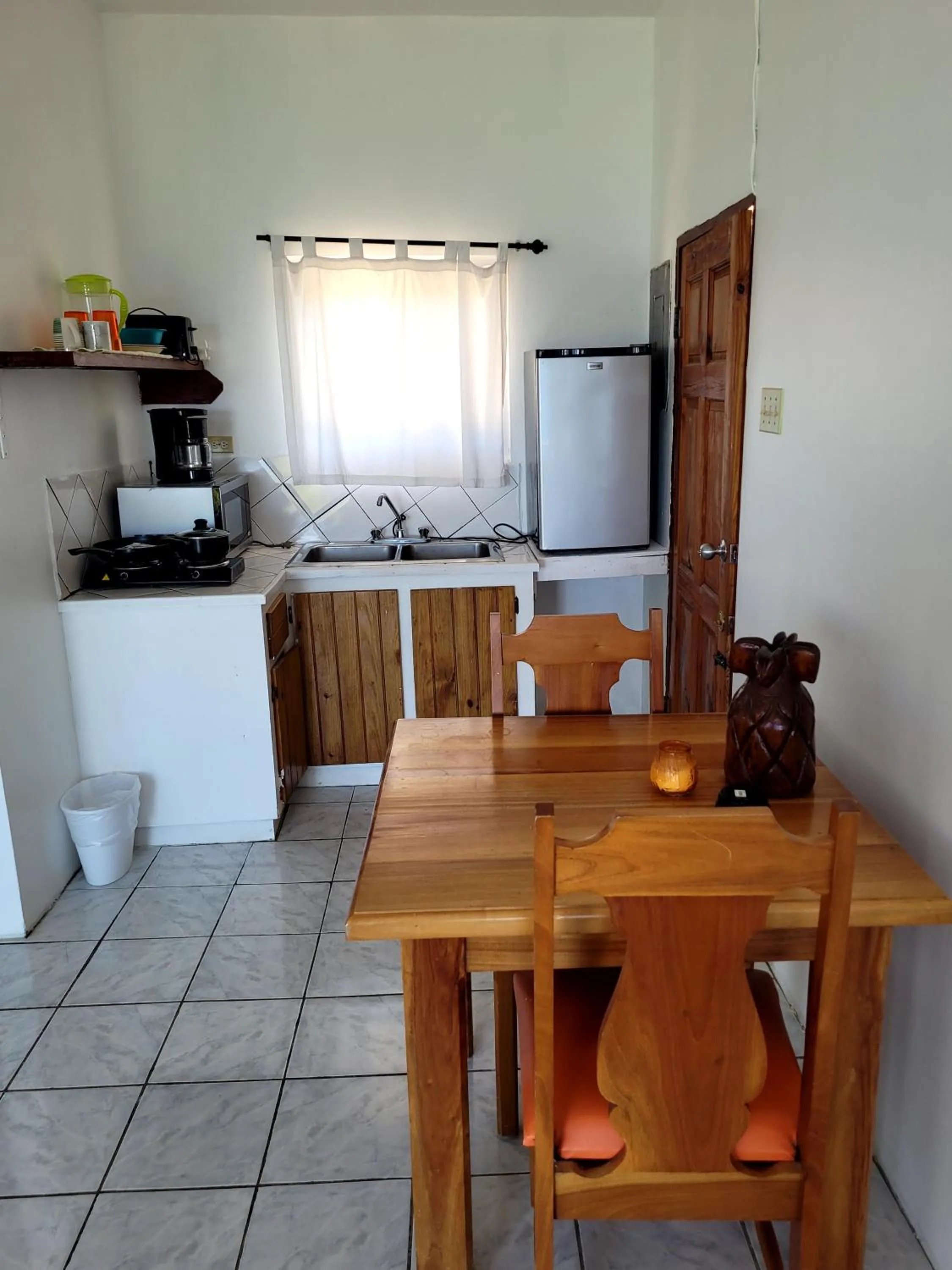 Kitchen or kitchenette in Home Sweet Home Resort