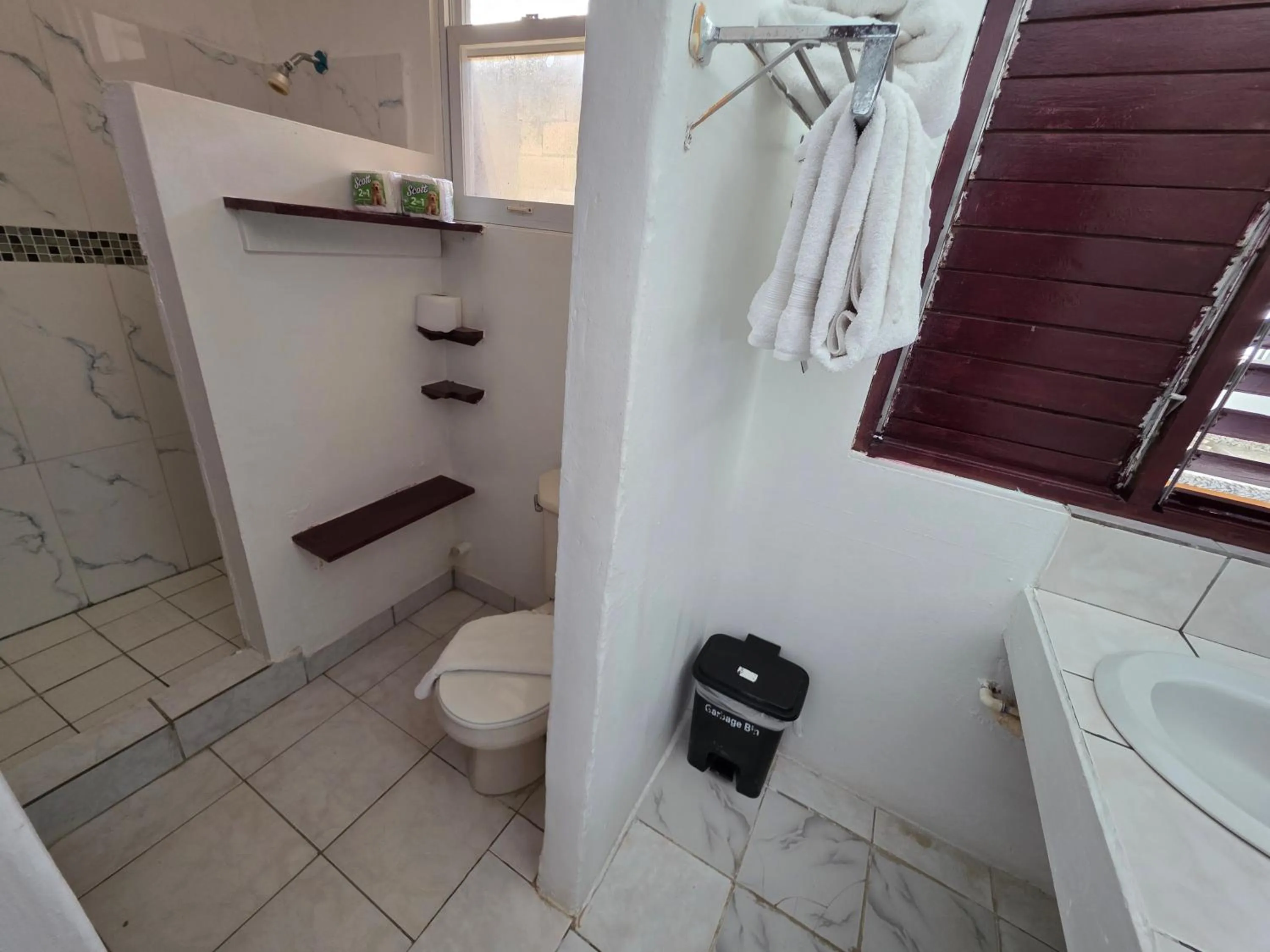 Shower in Home Sweet Home Resort