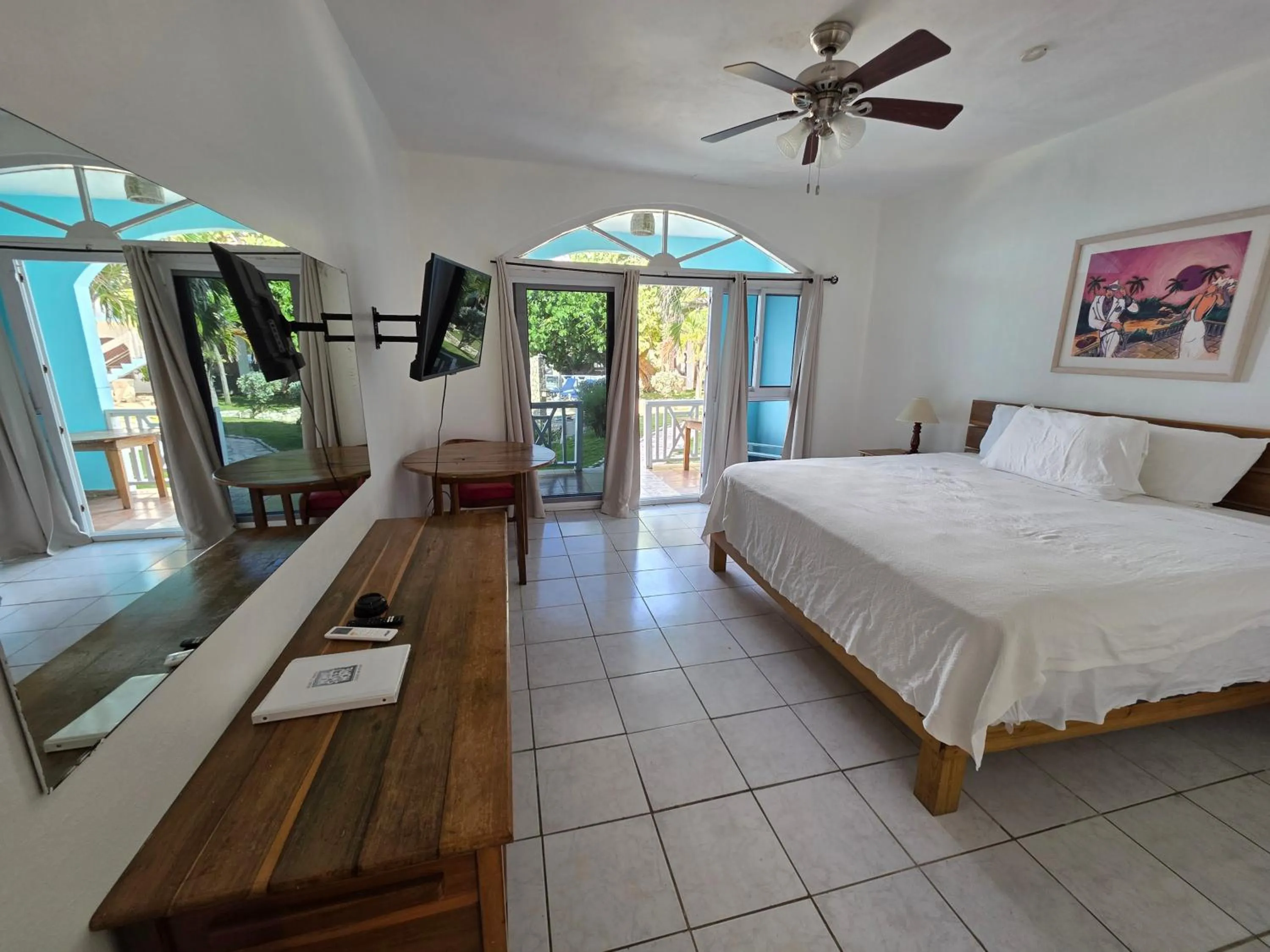 Bed in Home Sweet Home Resort