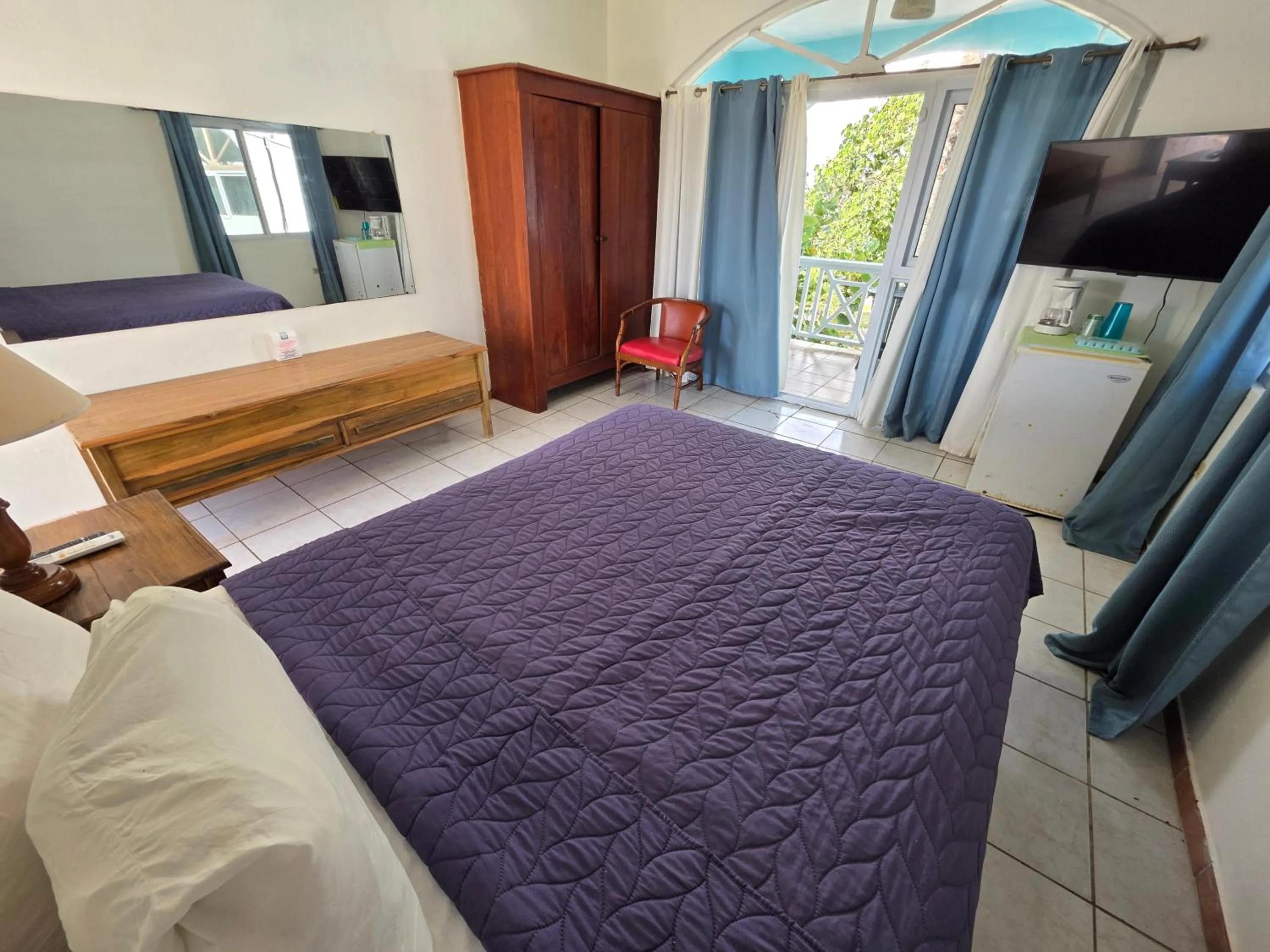 Bed in Home Sweet Home Resort