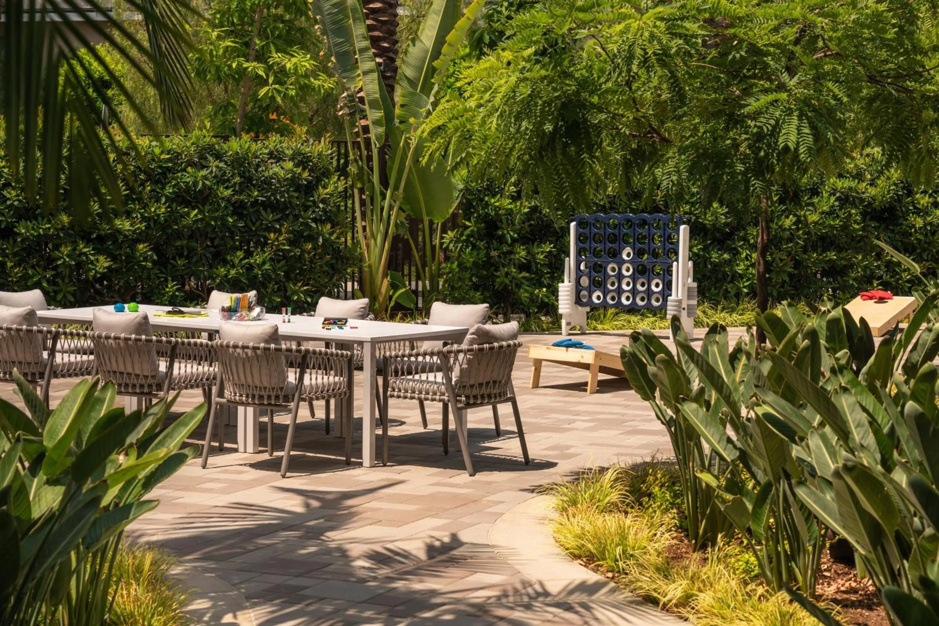 Swimming pool in The Westin Anaheim Resort