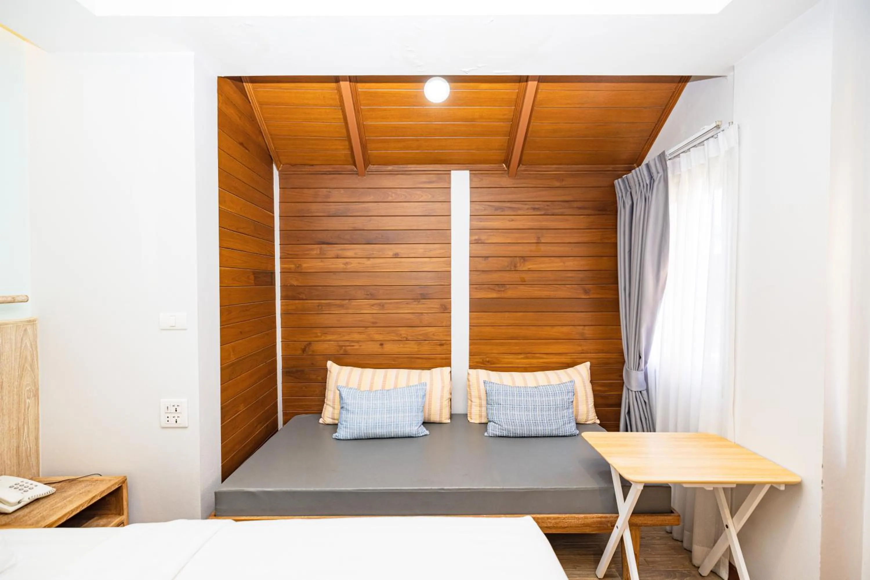 Seating area, Bed in Pastell Oldtown Chiang Mai