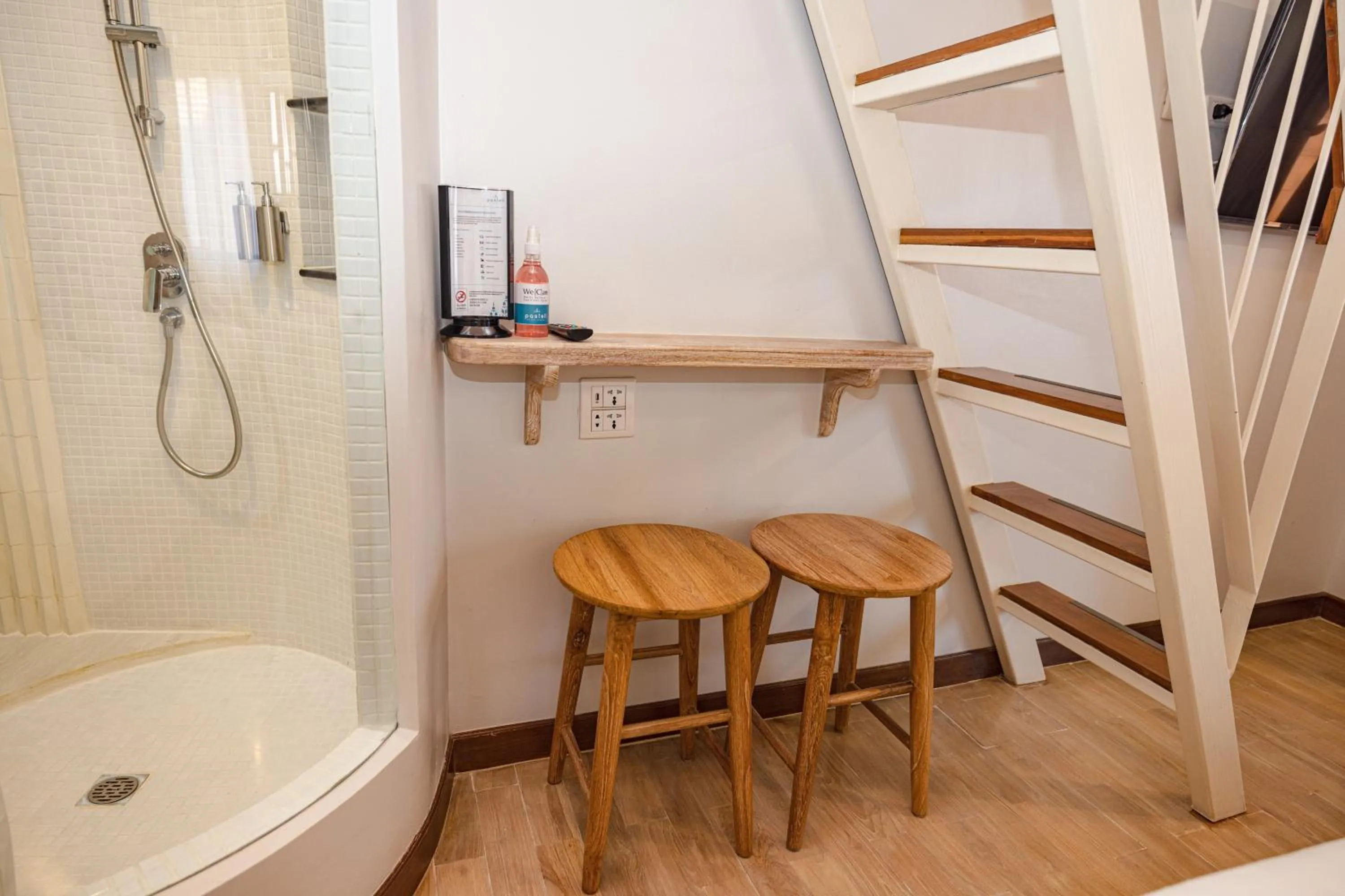 Bathroom in Pastell Oldtown Chiang Mai