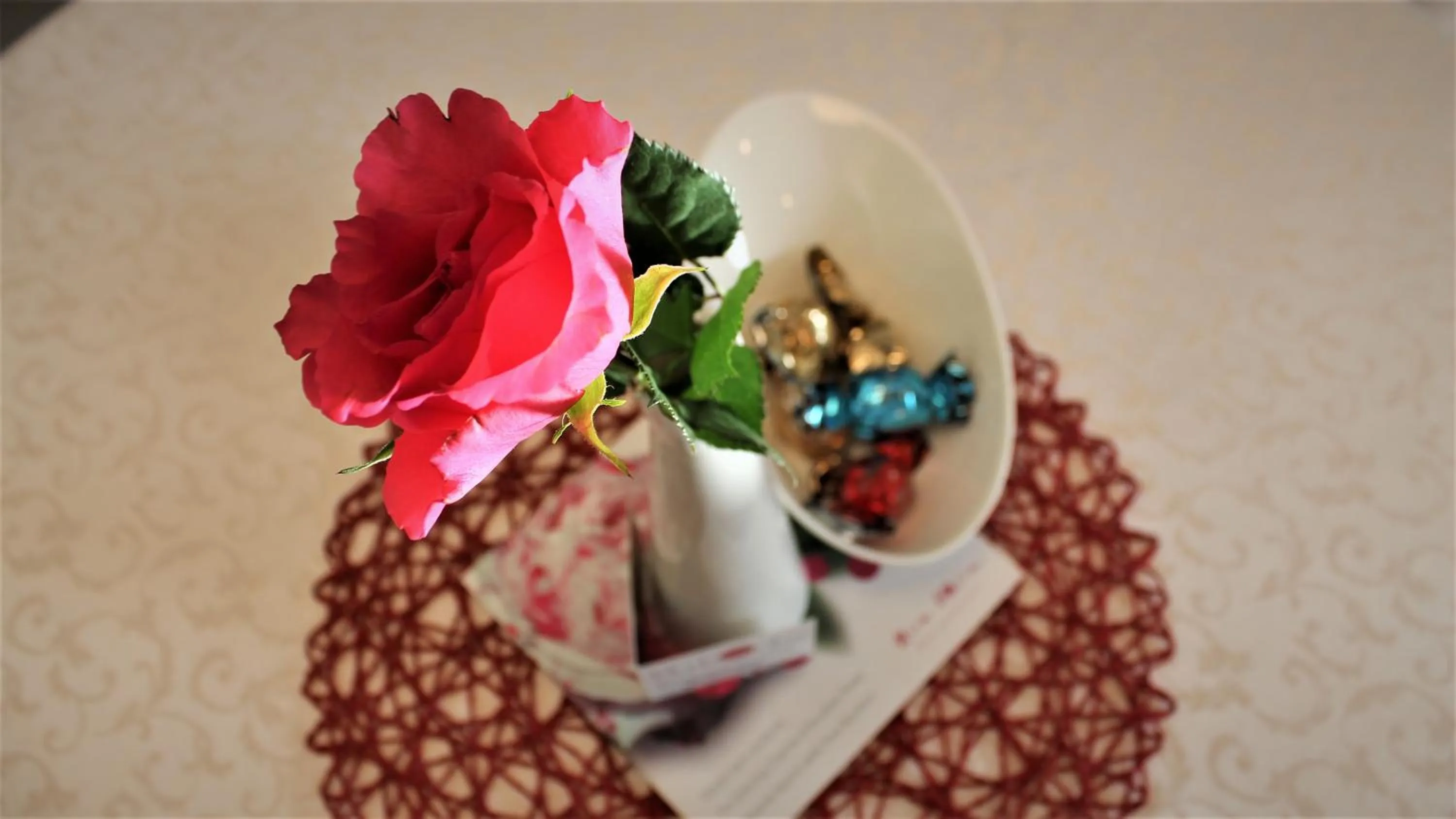 Decorative detail in Vila Burbonka