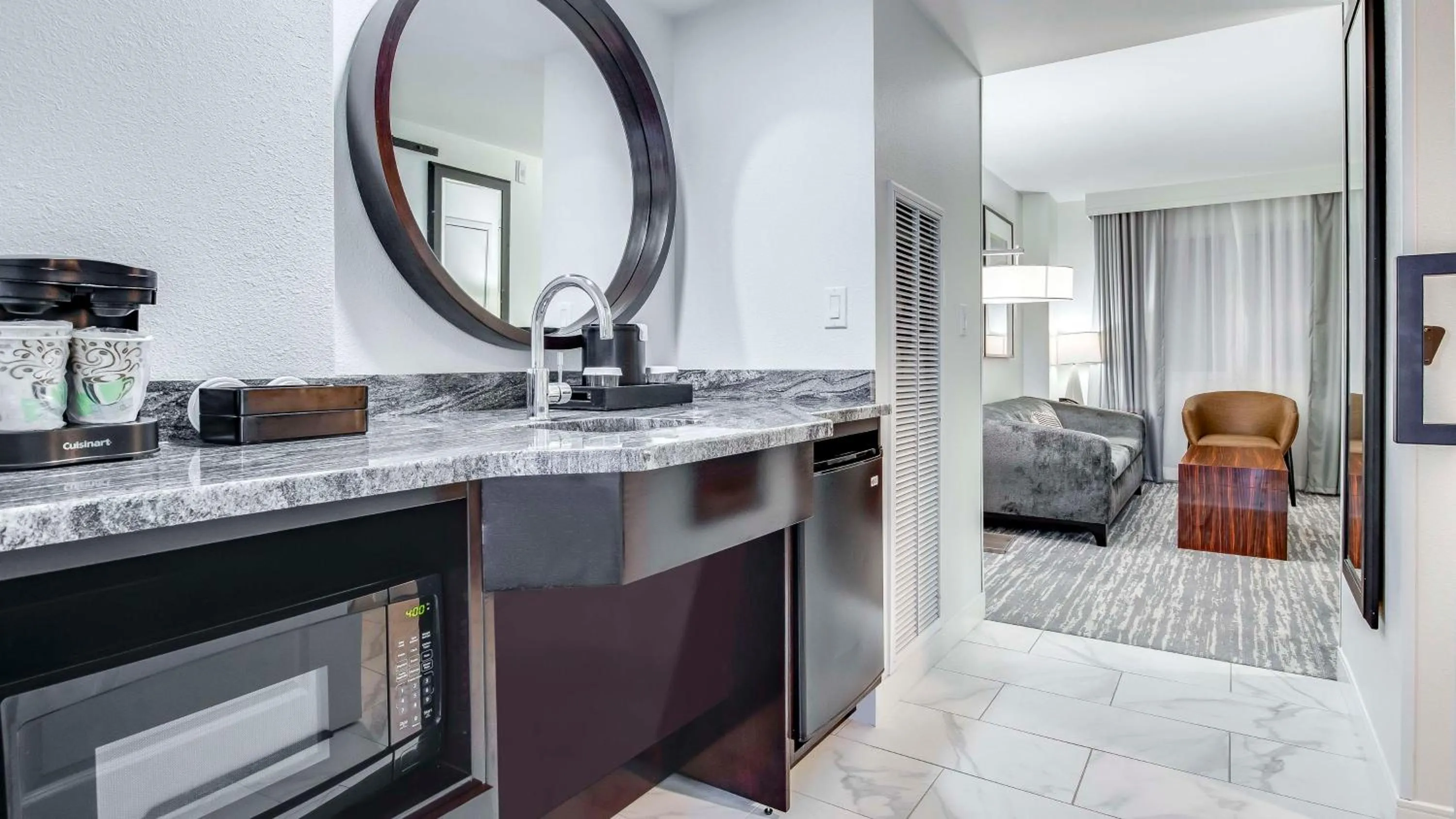 Photo of the whole room in Embassy Suites by Hilton Louisville East