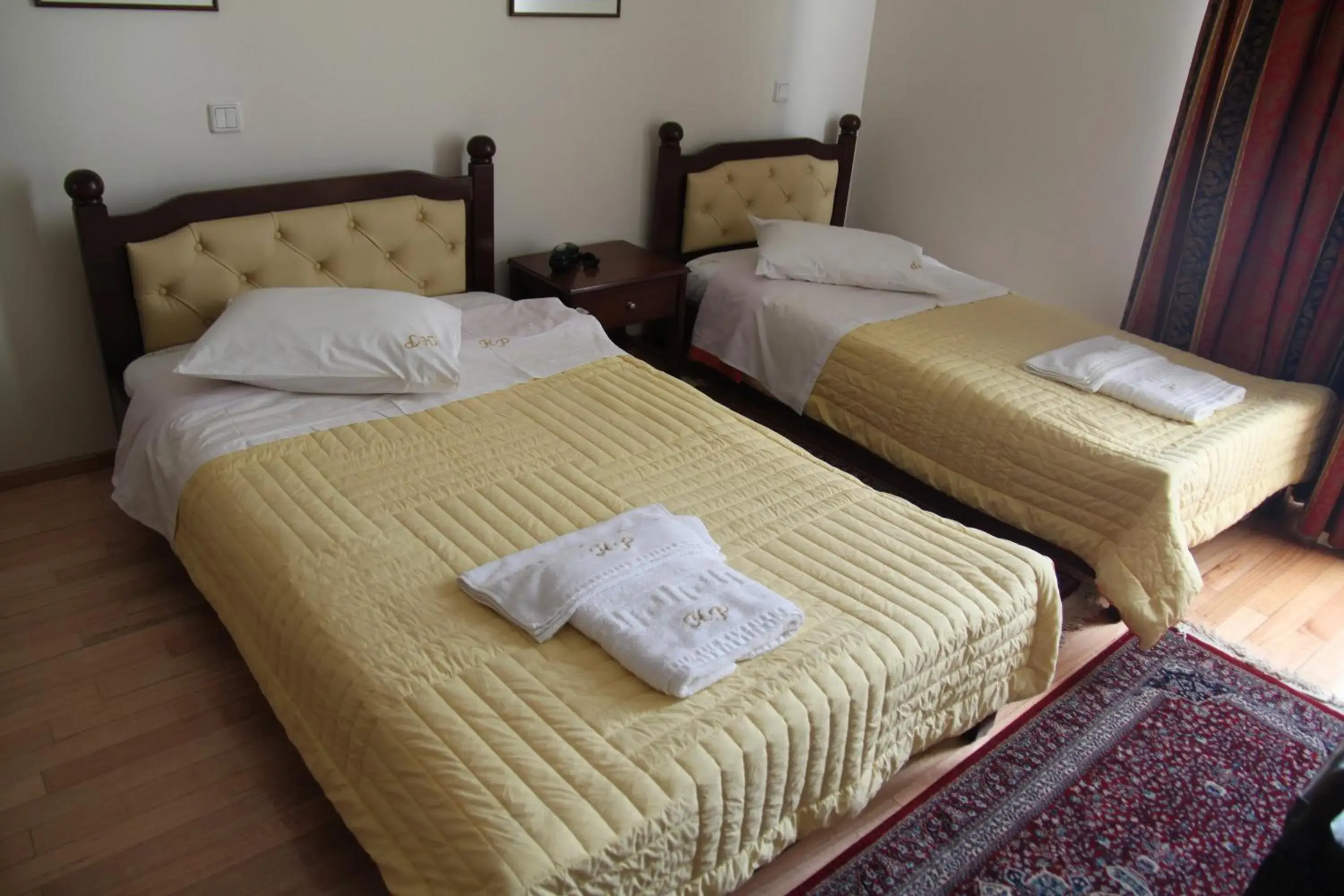 Triple Room in Hotel Panellinion Triple Room in Hotel Panellinion