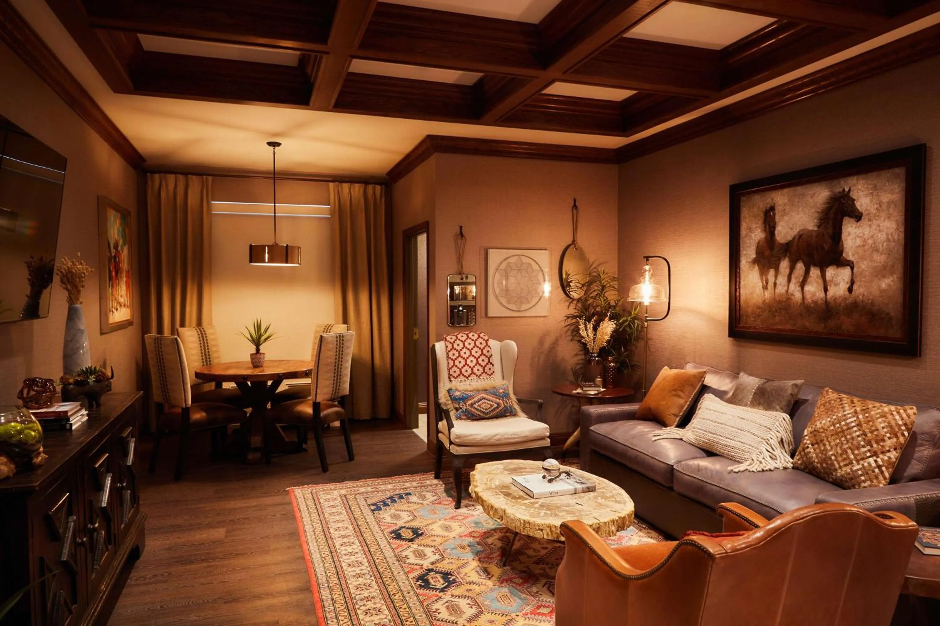 Photo of the whole room in Hyatt Place Fort Worth Stockyard