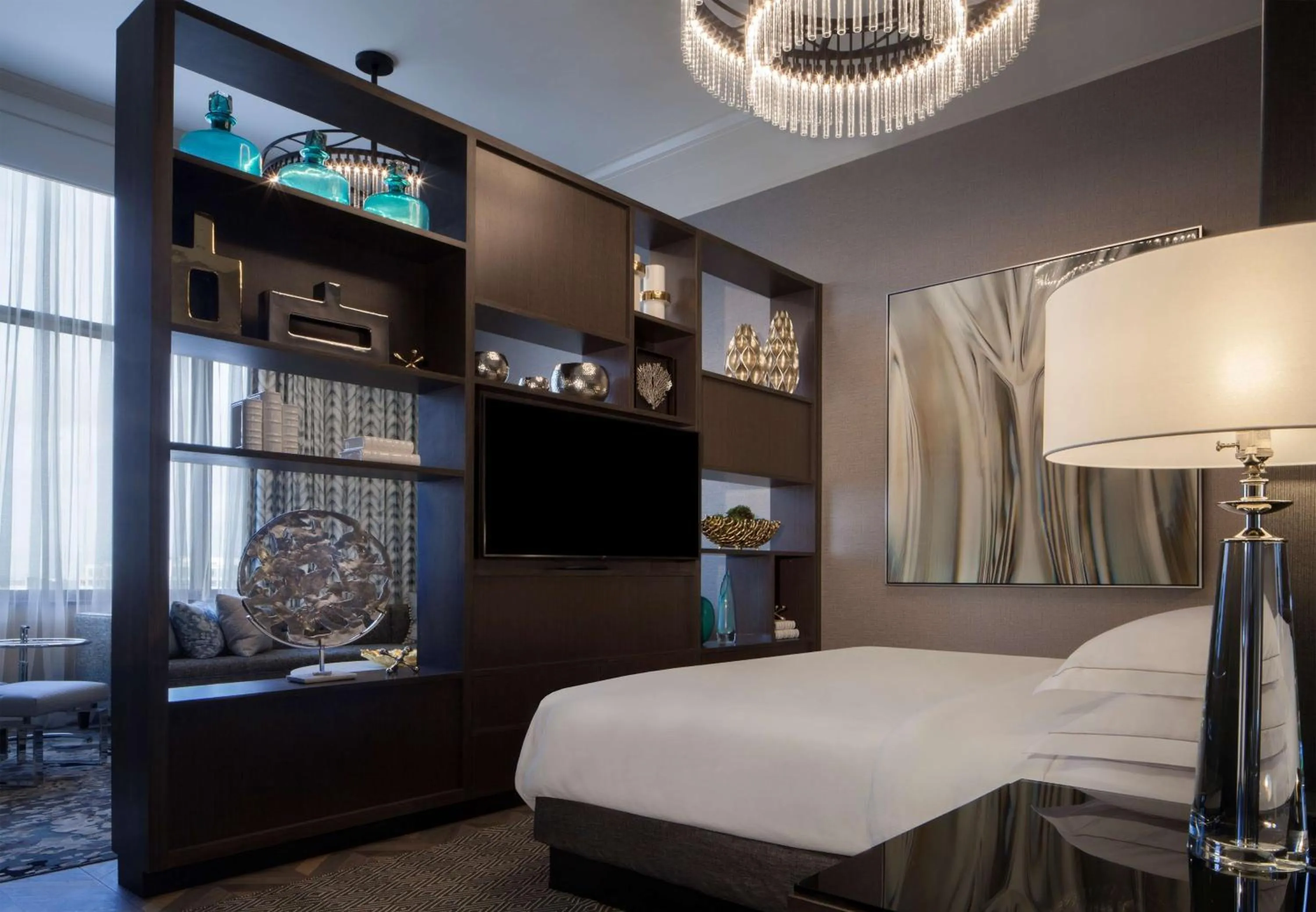 Bed in Hilton Tampa Airport Westshore