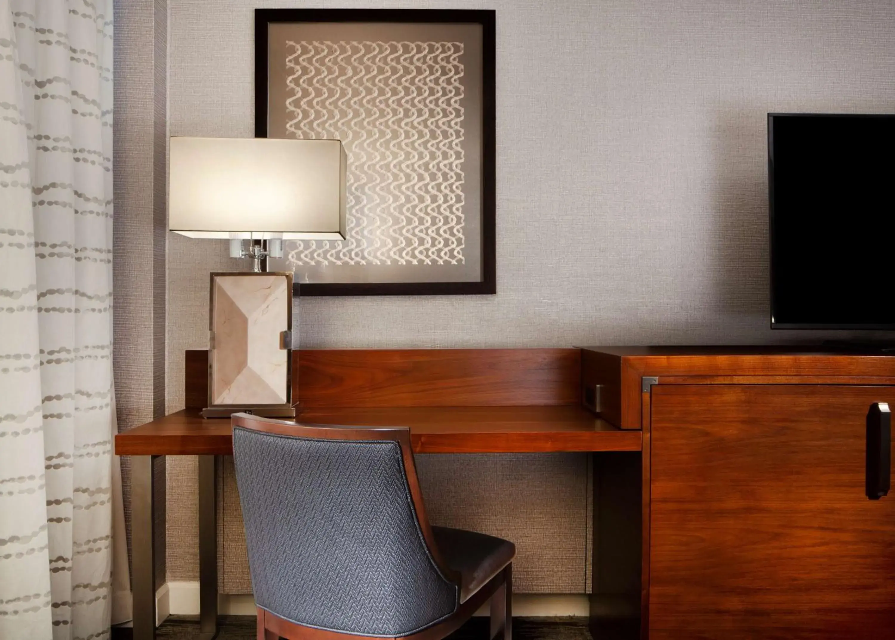 Deluxe Double Room with Two Double Beds - High Floor in Hilton Tampa Airport Westshore Deluxe Double Room with Two Double Beds - High Floor in Hilton Tampa Airport Westshore