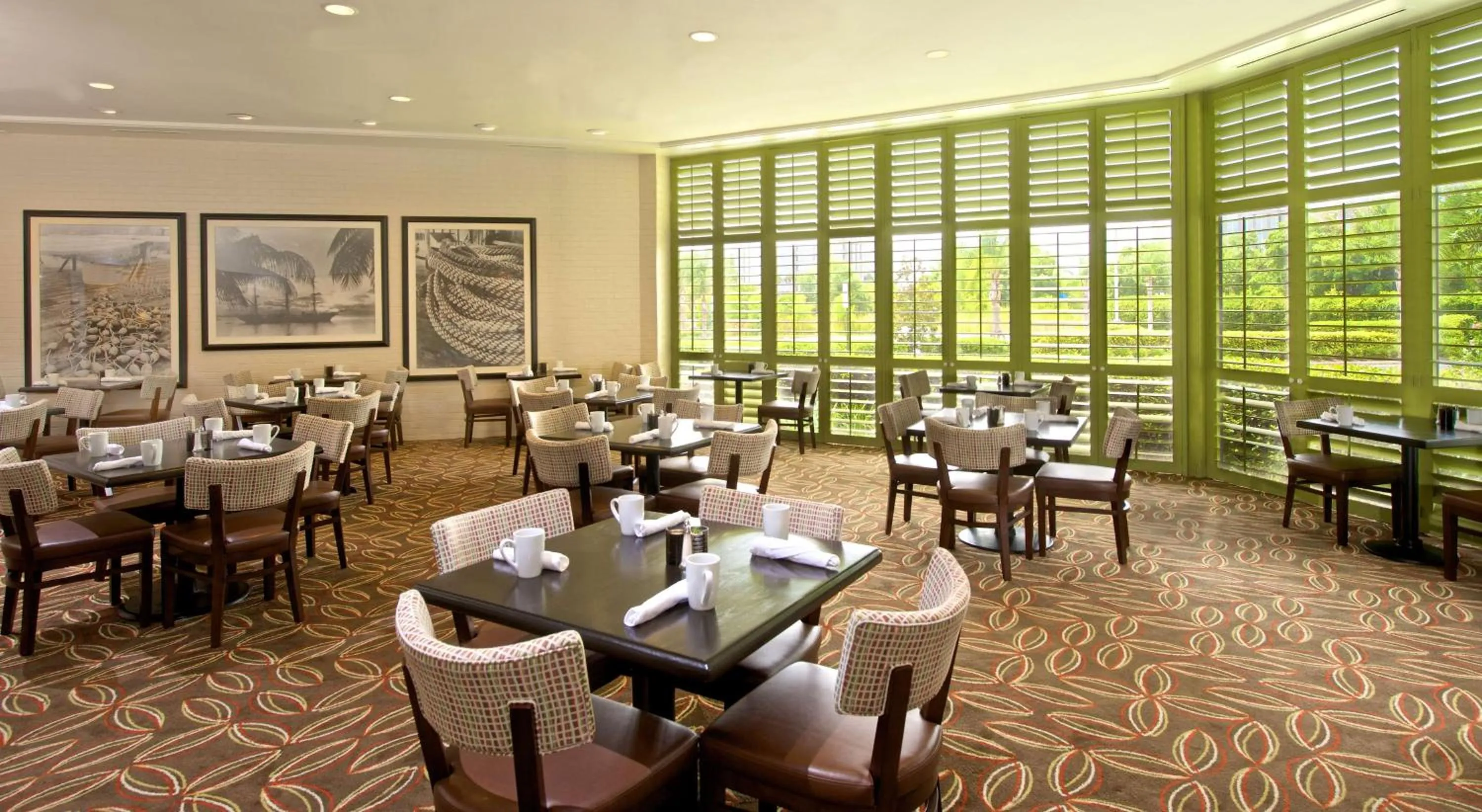 Restaurant/places to eat in Hilton Tampa Airport Westshore