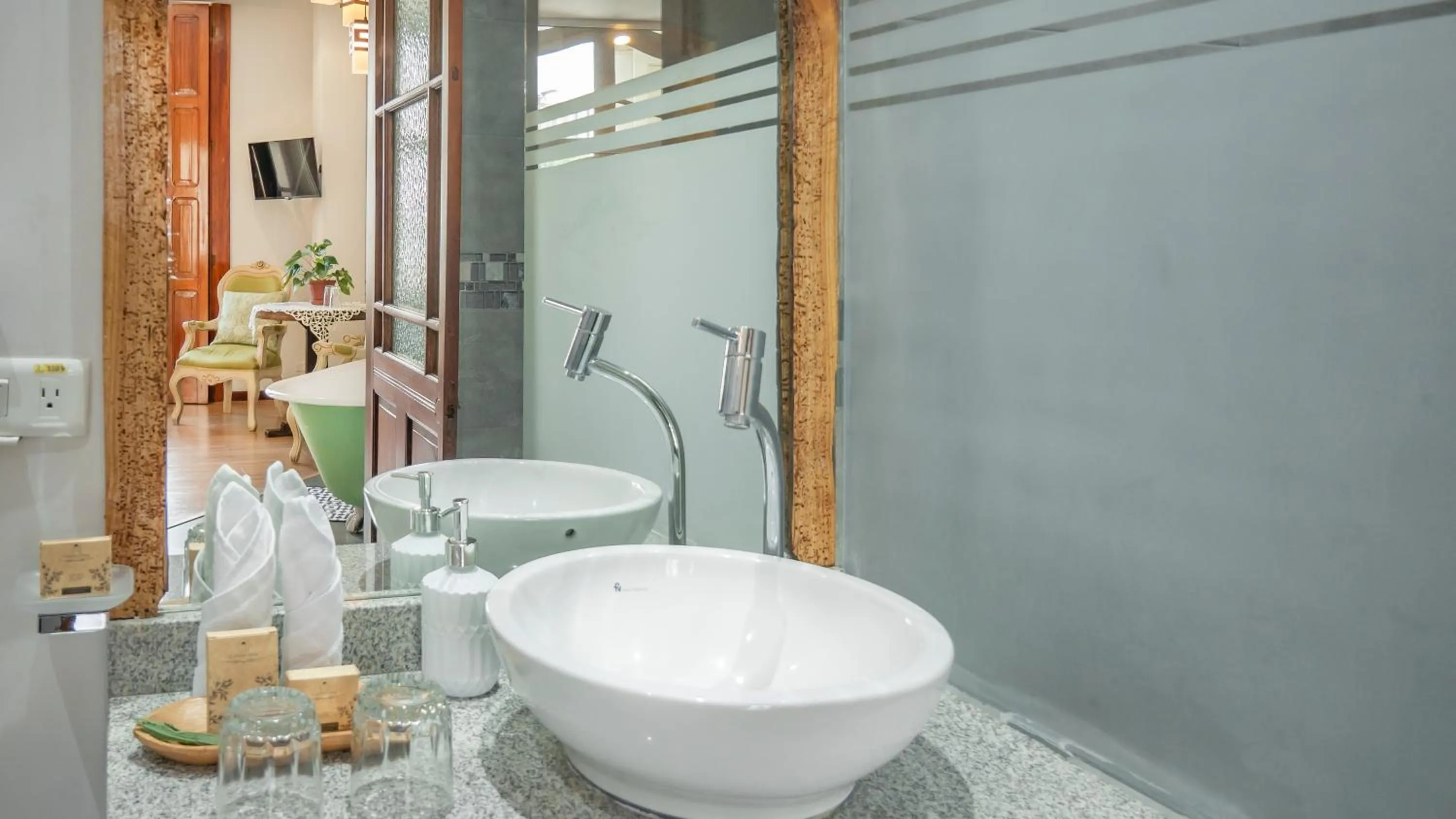 Bathroom in Boutique Hotel in Quito Hotel Casona 1914