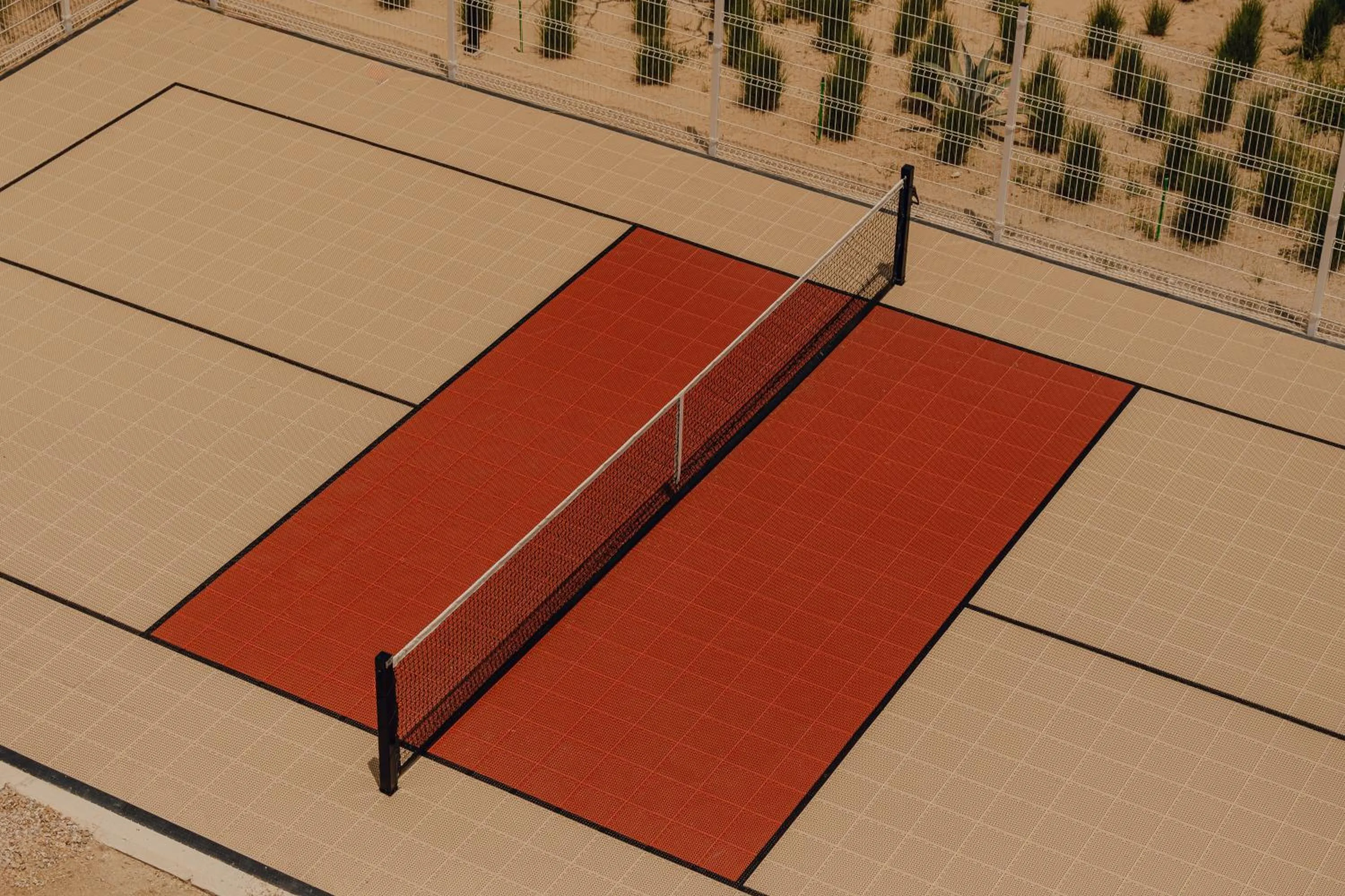 Tennis court in Nobu Hotel Los Cabos