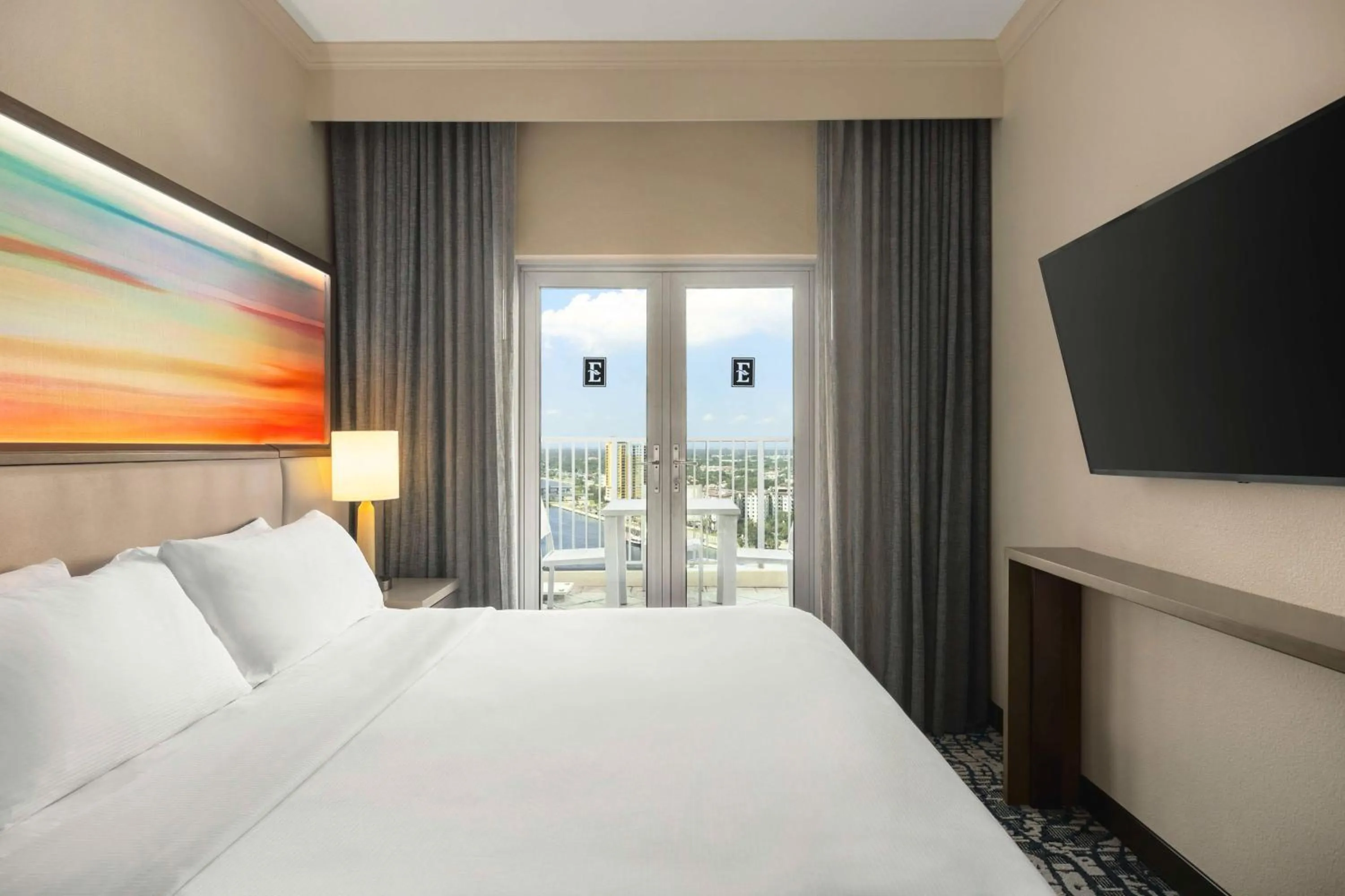 Bed in Embassy Suites by Hilton Tampa Downtown Convention Center