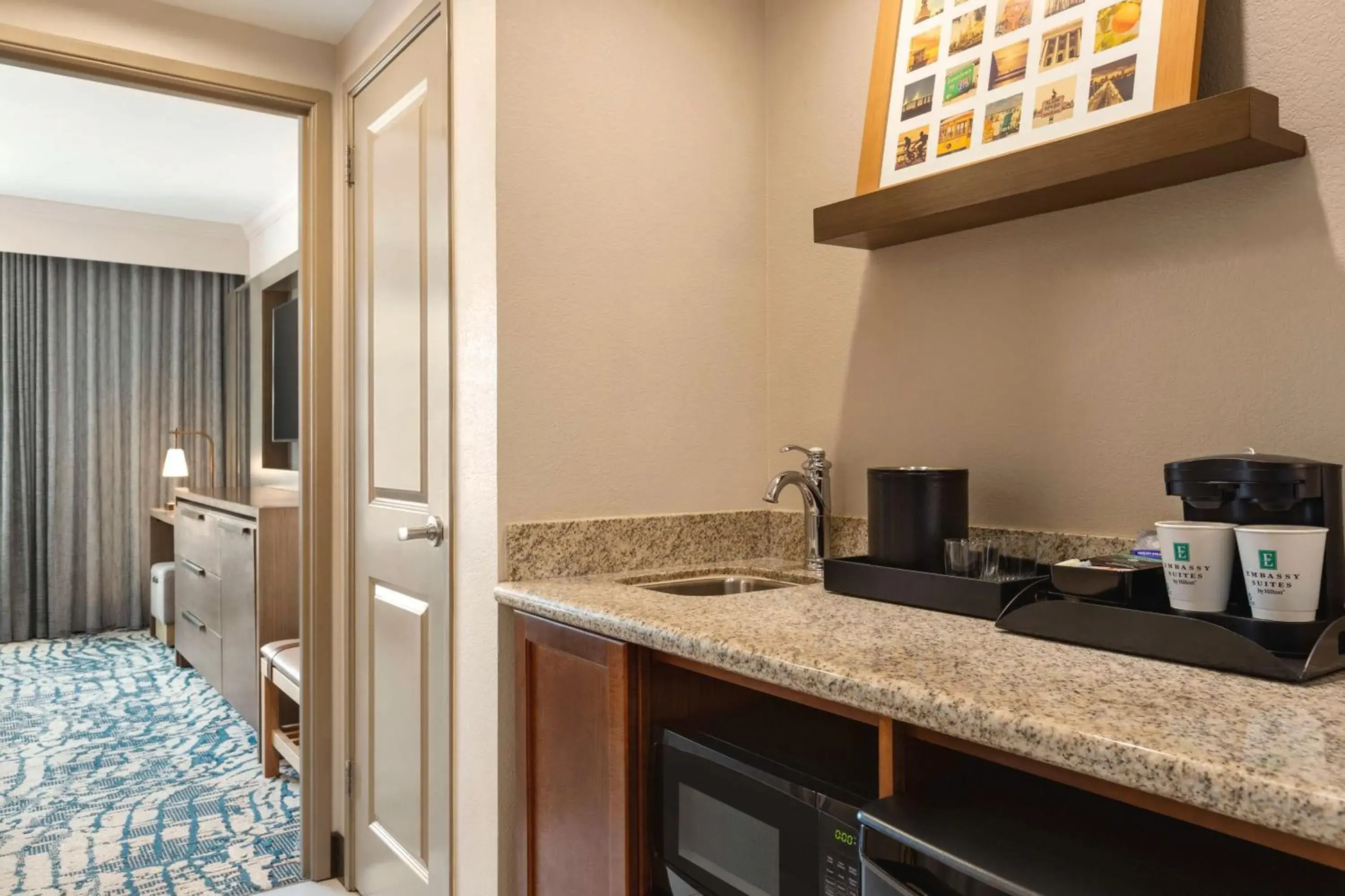 Suite with Two Queen Beds and City View - Non-Smoking in Embassy Suites by Hilton Tampa Downtown Convention Center Suite with Two Queen Beds and City View - Non-Smoking in Embassy Suites by Hilton Tampa Downtown Convention Center