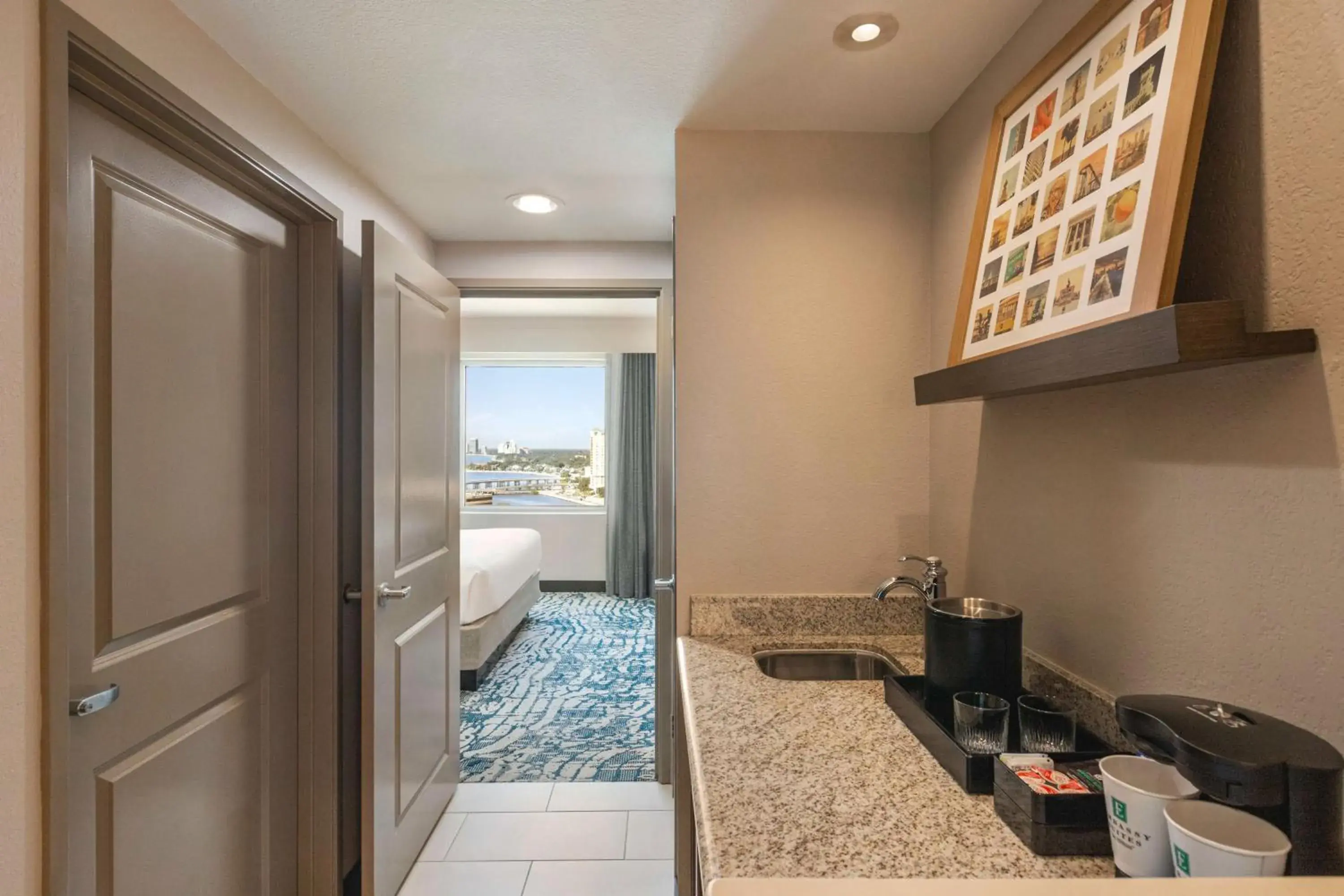 King Suite with Water View - Non-Smoking in Embassy Suites by Hilton Tampa Downtown Convention Center King Suite with Water View - Non-Smoking in Embassy Suites by Hilton Tampa Downtown Convention Center