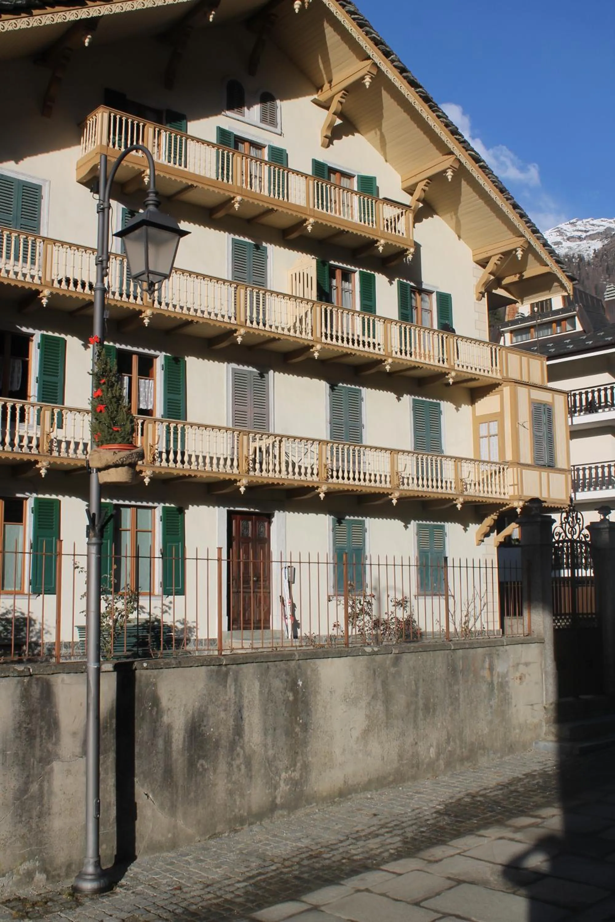 Property building in Residence Kalipè