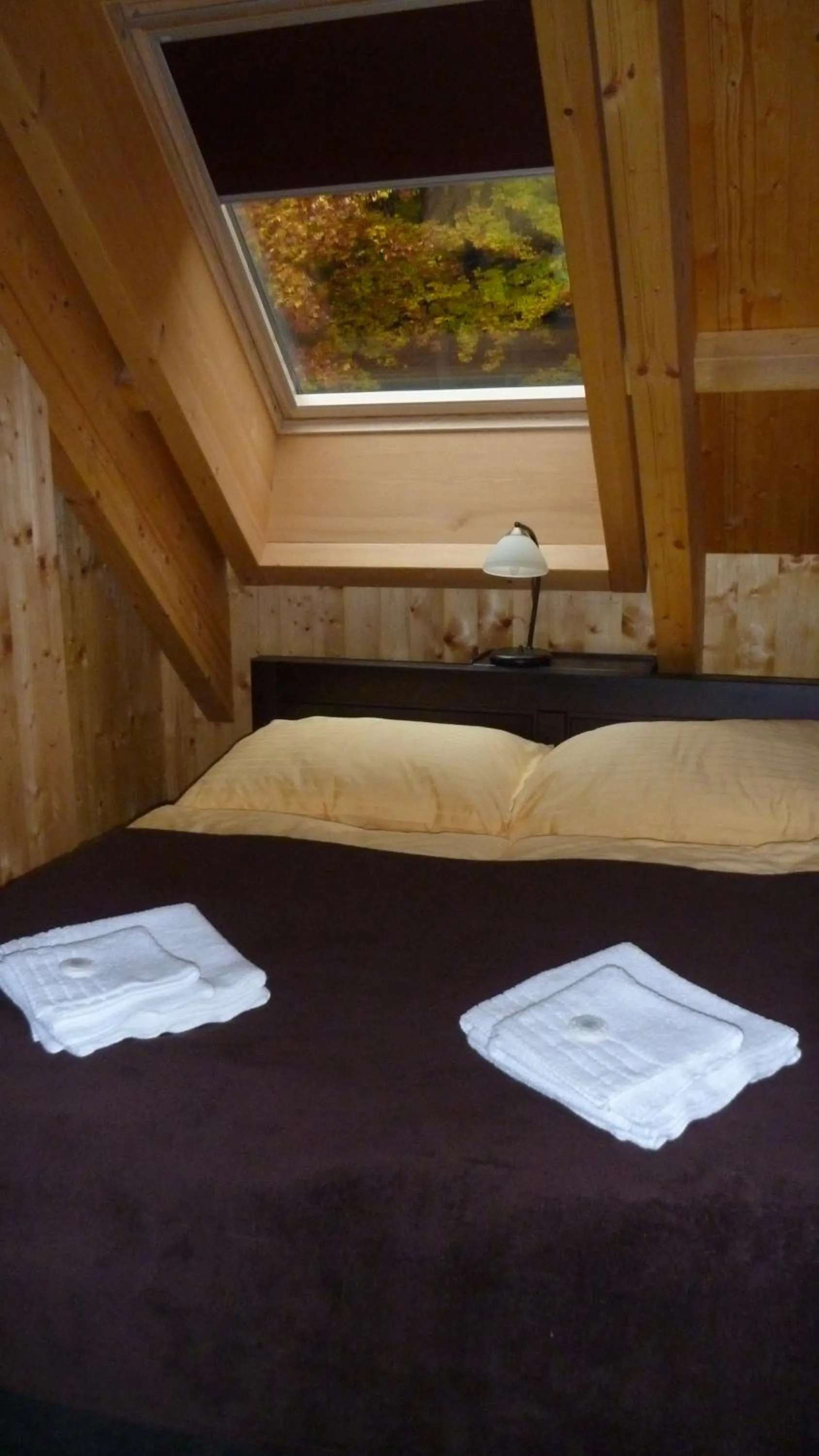 Bed in Krakonošova Dílna "WOODHAUS"