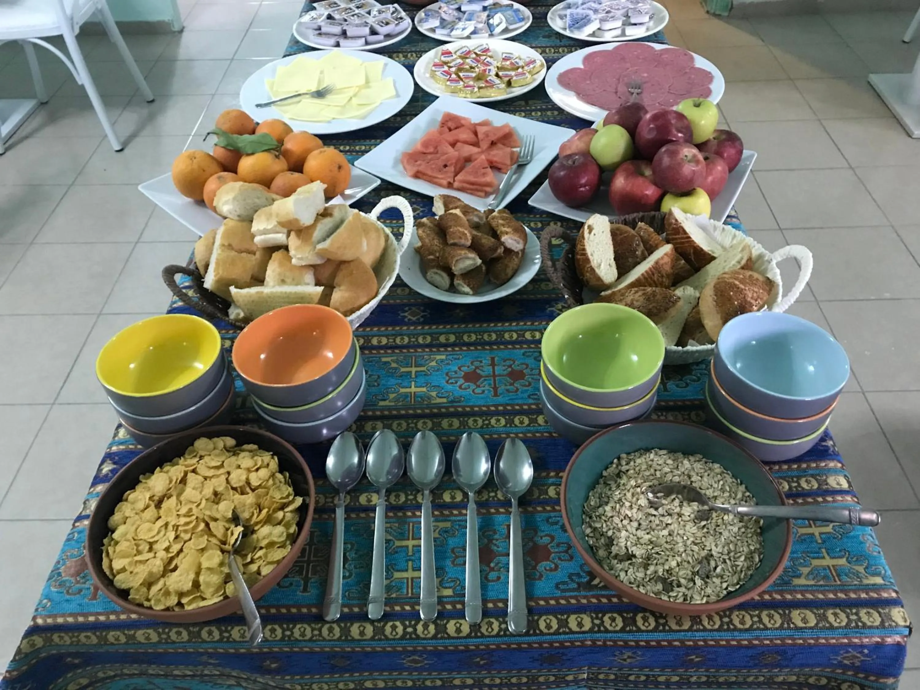 Food in KEMAL STONE HOUSE HOTEL.