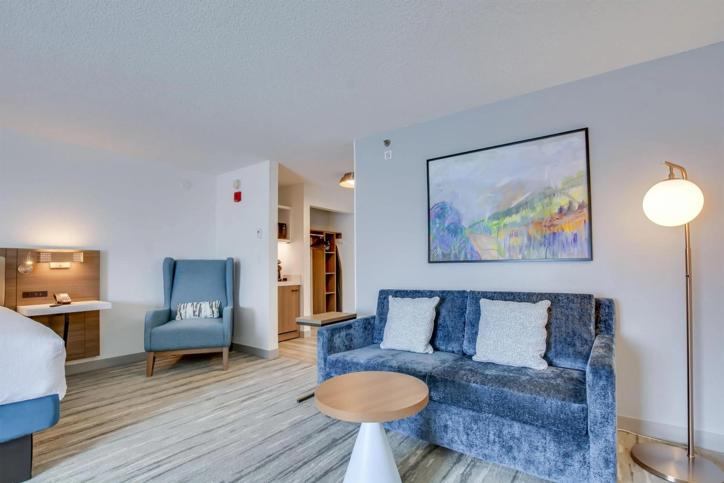 Living room in Hilton Garden Inn Louisville Airport