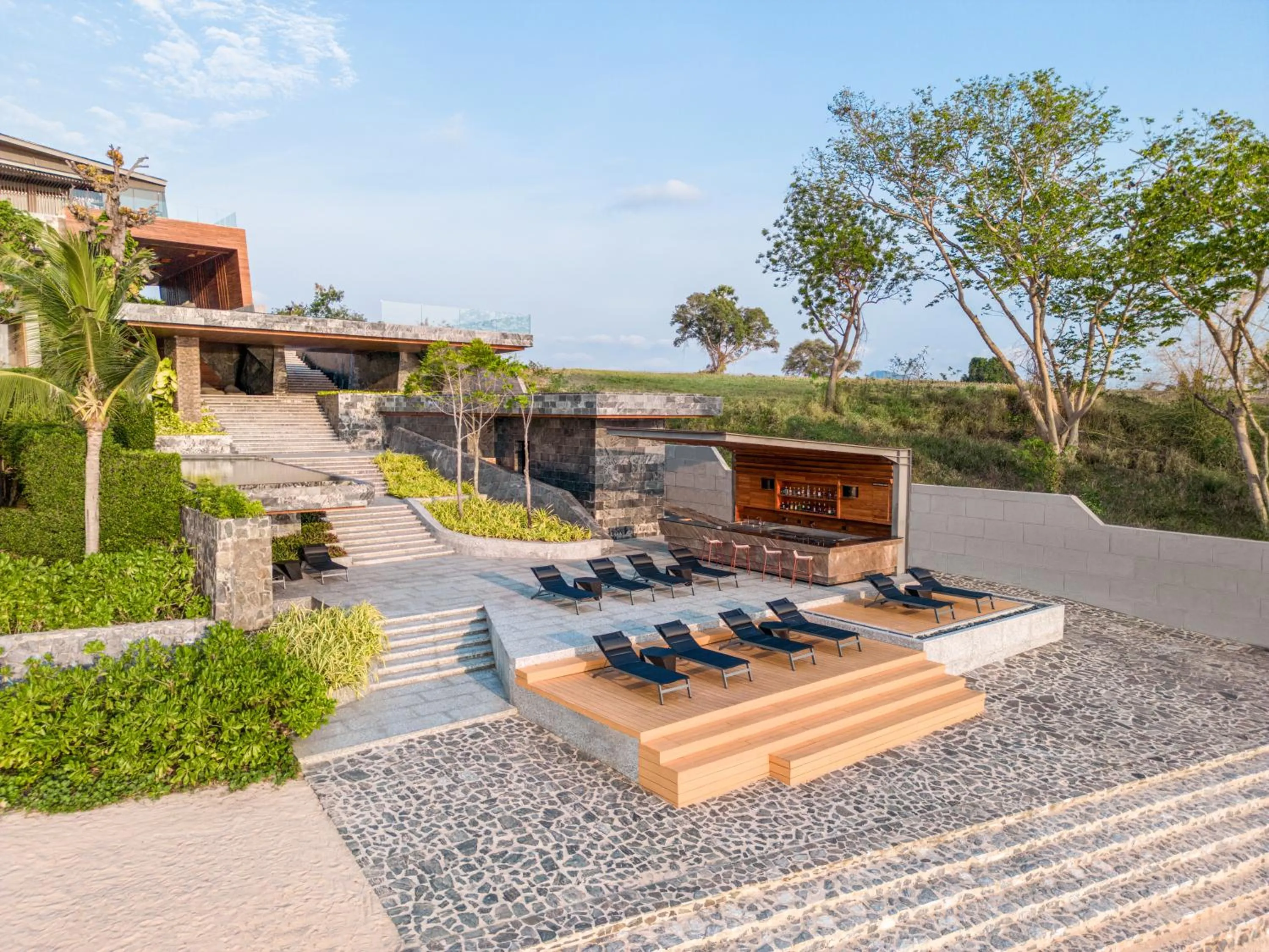 Lounge or bar in MASON