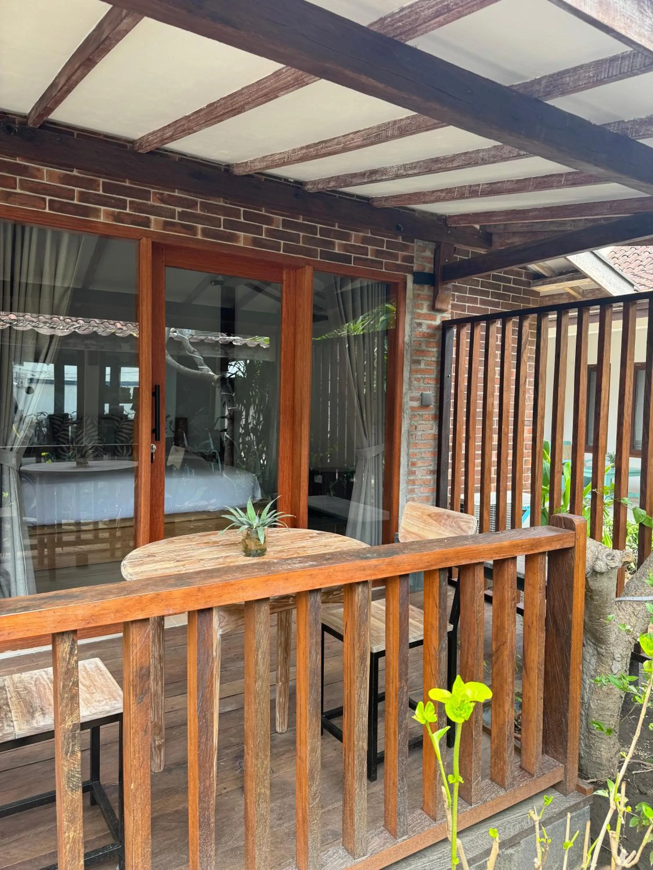 Patio in Kalua Boutique Bungalows