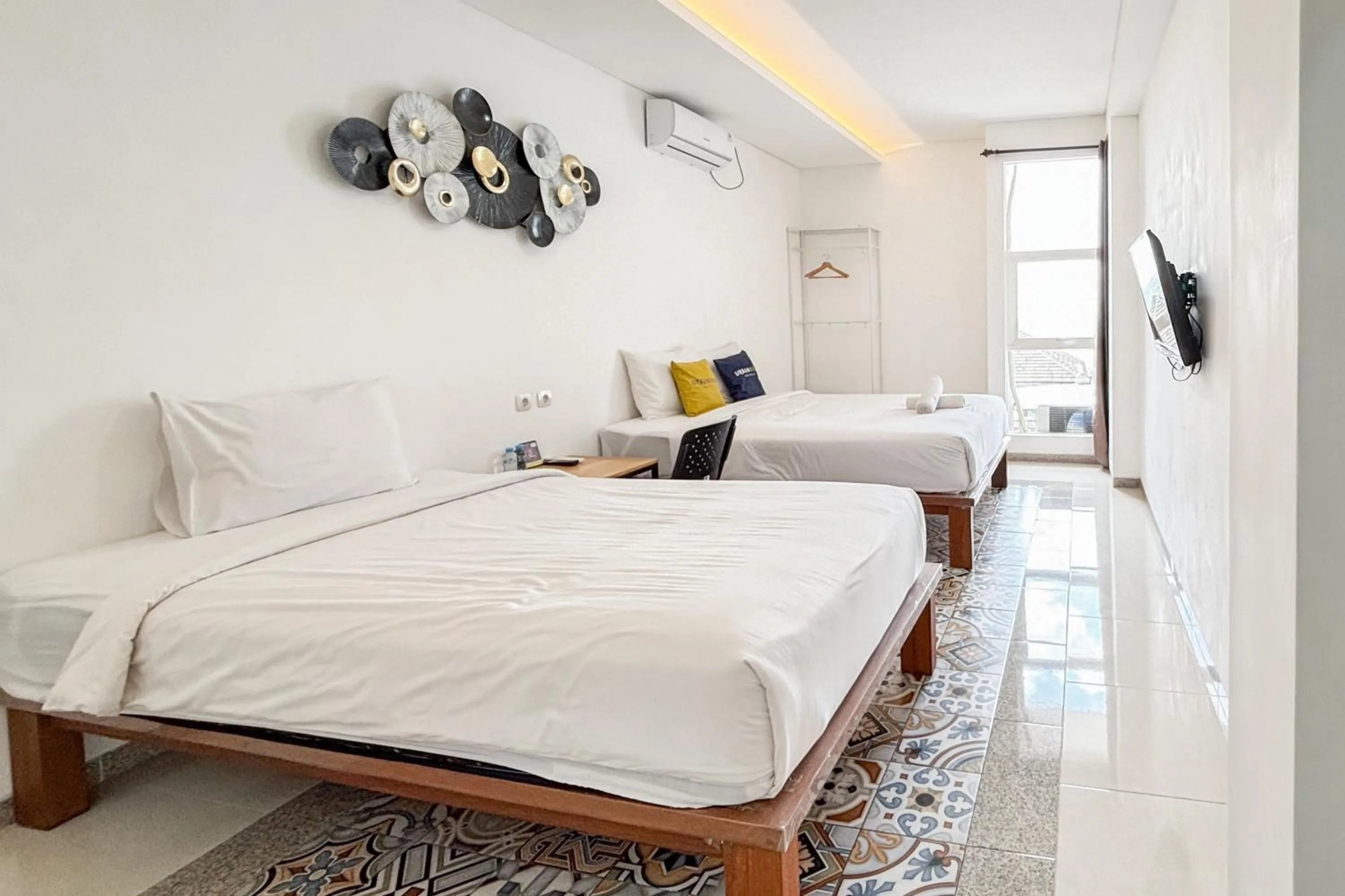 Bedroom, Bed in Urbanview Hotel Omah Anin Batu by RedDoorz