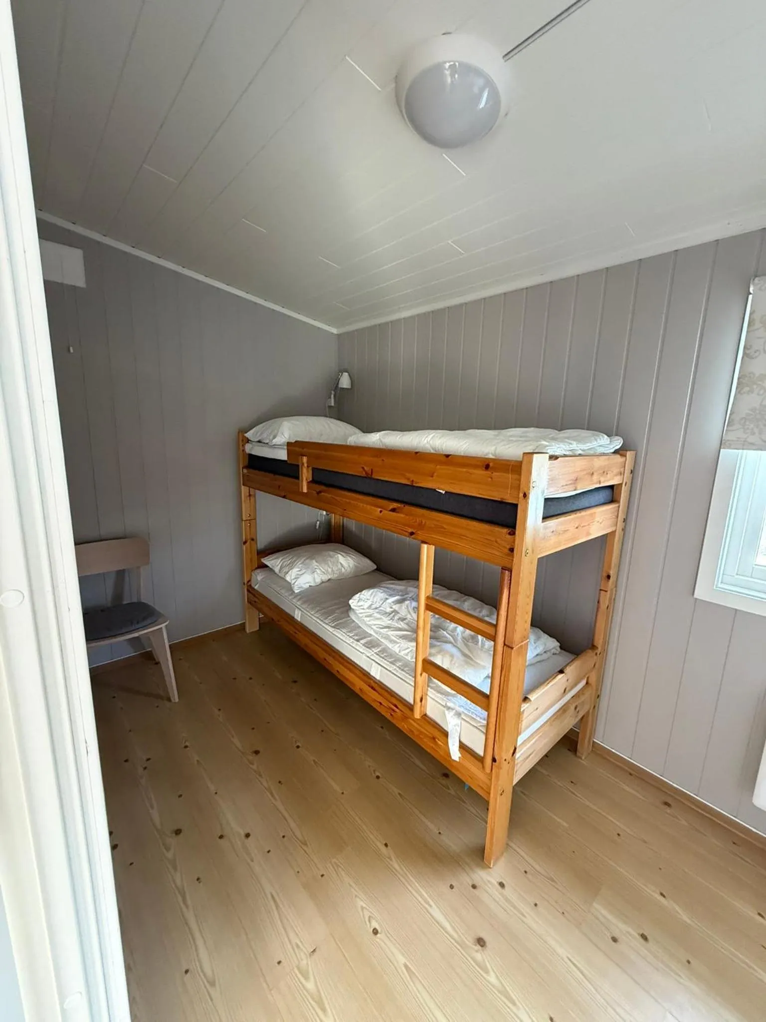 bunk bed, Bed in Sveastranda Camping