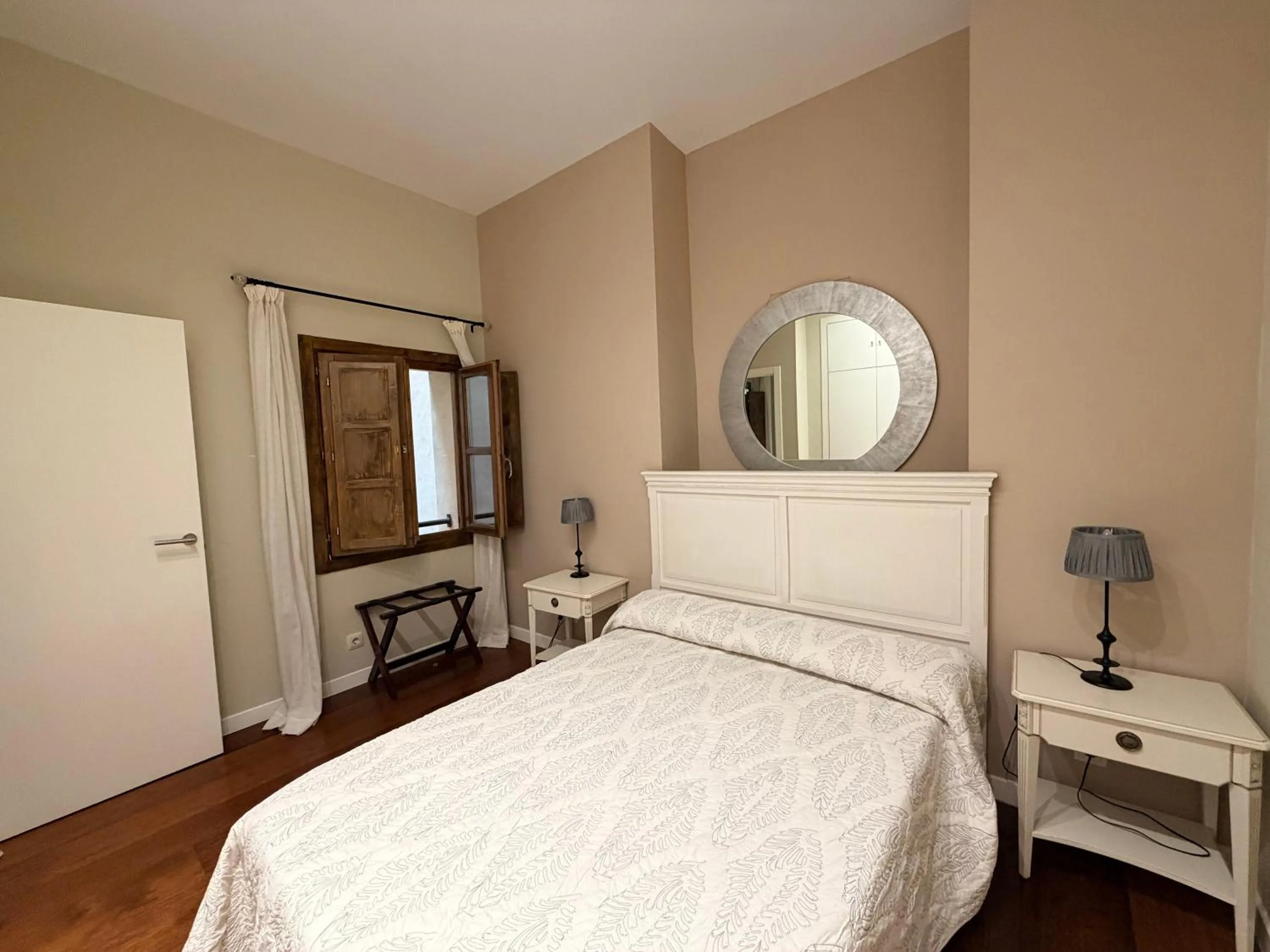 Bed in Smartmonki Sinagoga Entre la Catedral y Zocodover