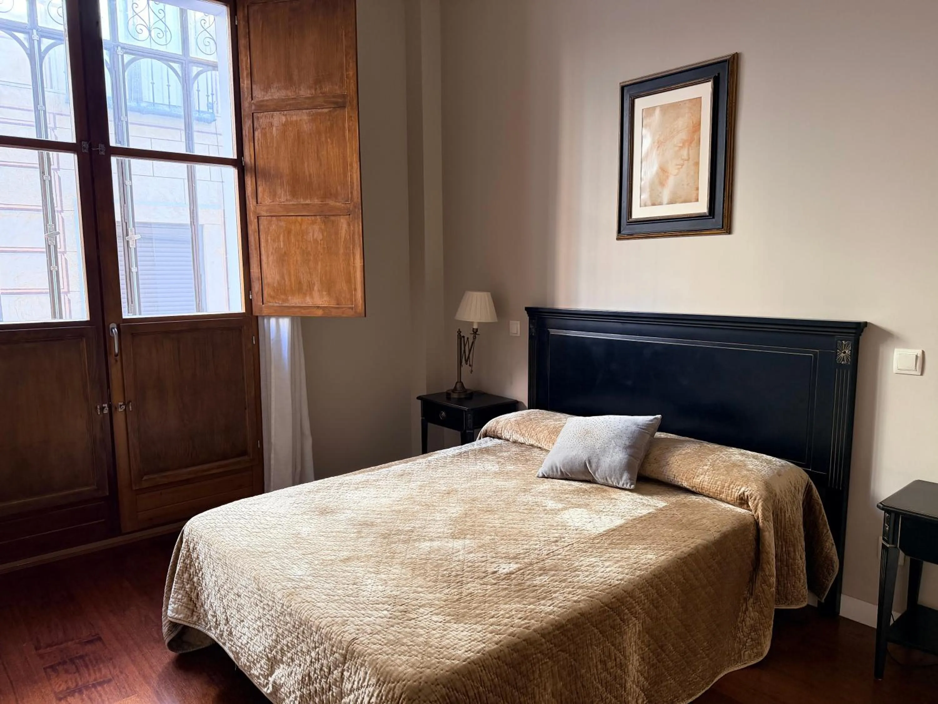 Bed in Smartmonki Sinagoga Entre la Catedral y Zocodover