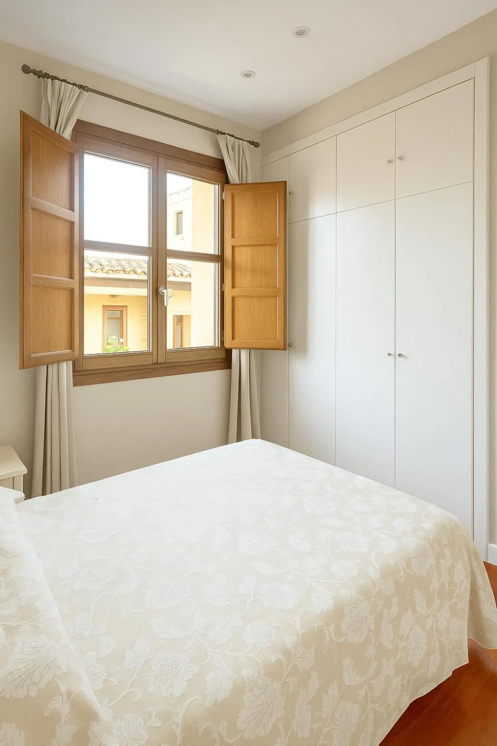 Bed in Smartmonki Sinagoga Entre la Catedral y Zocodover