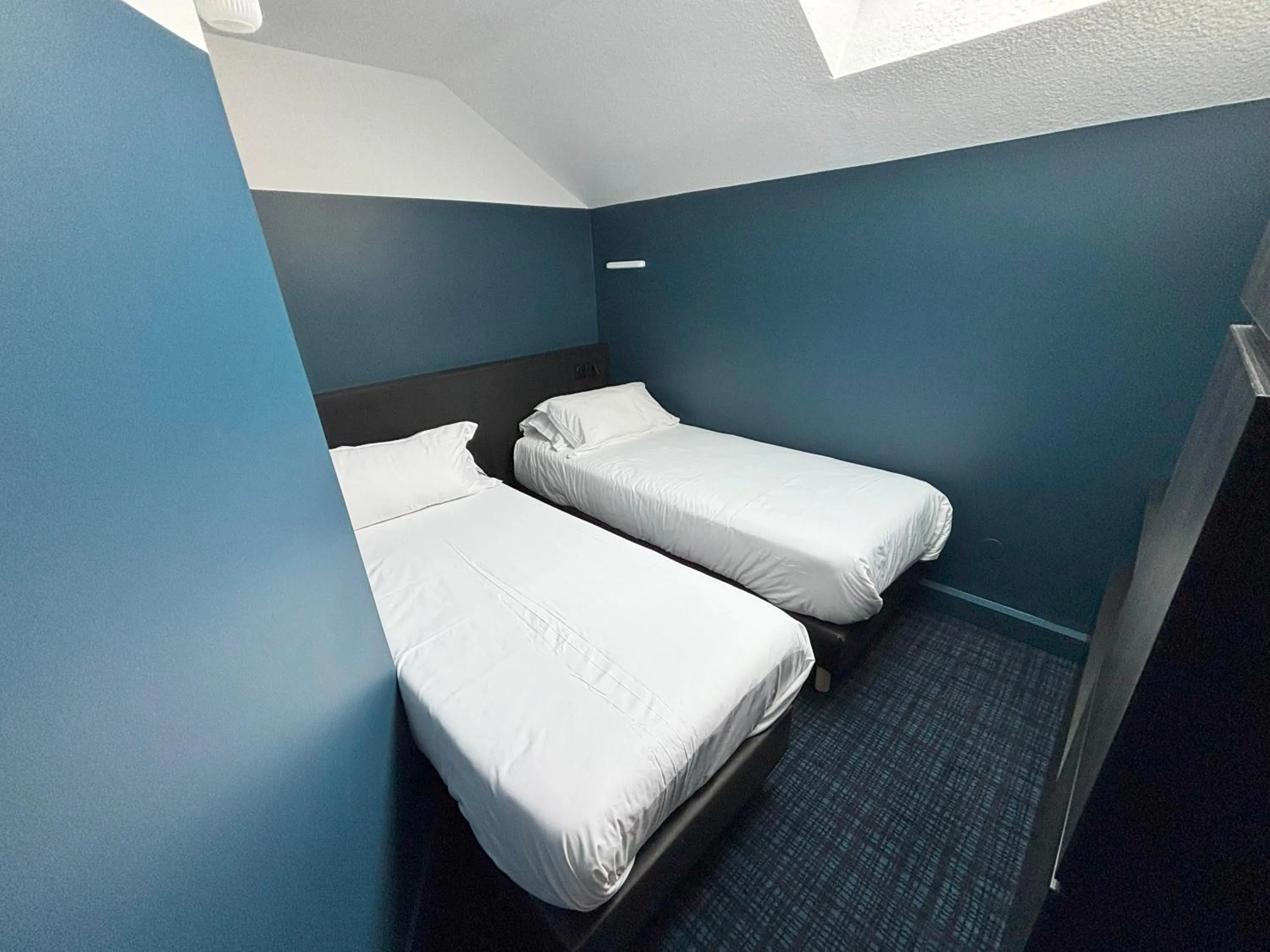 Bedroom, Bed in Sure Hotel by Best Western Annecy