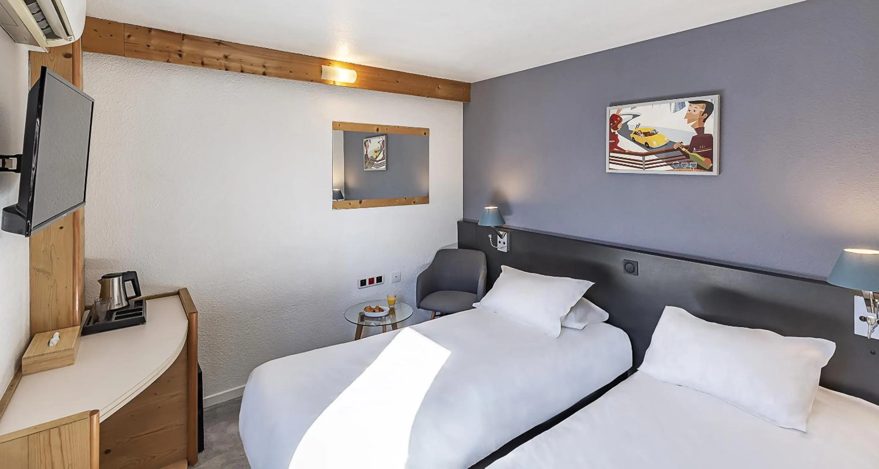 Bedroom, Bed in Sure Hotel by Best Western Annecy